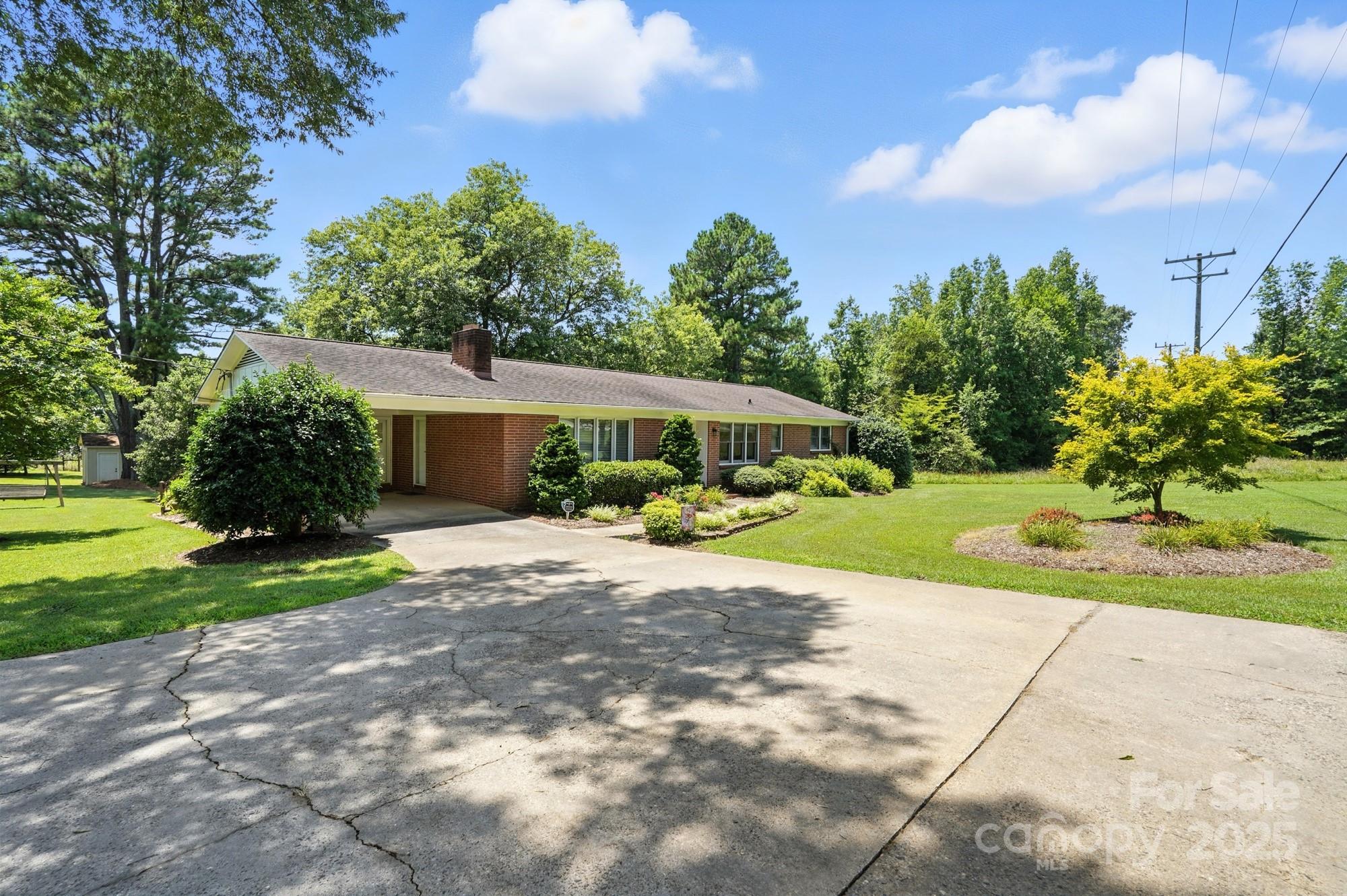 3427 N Nc 16 Highway Property Photo 2