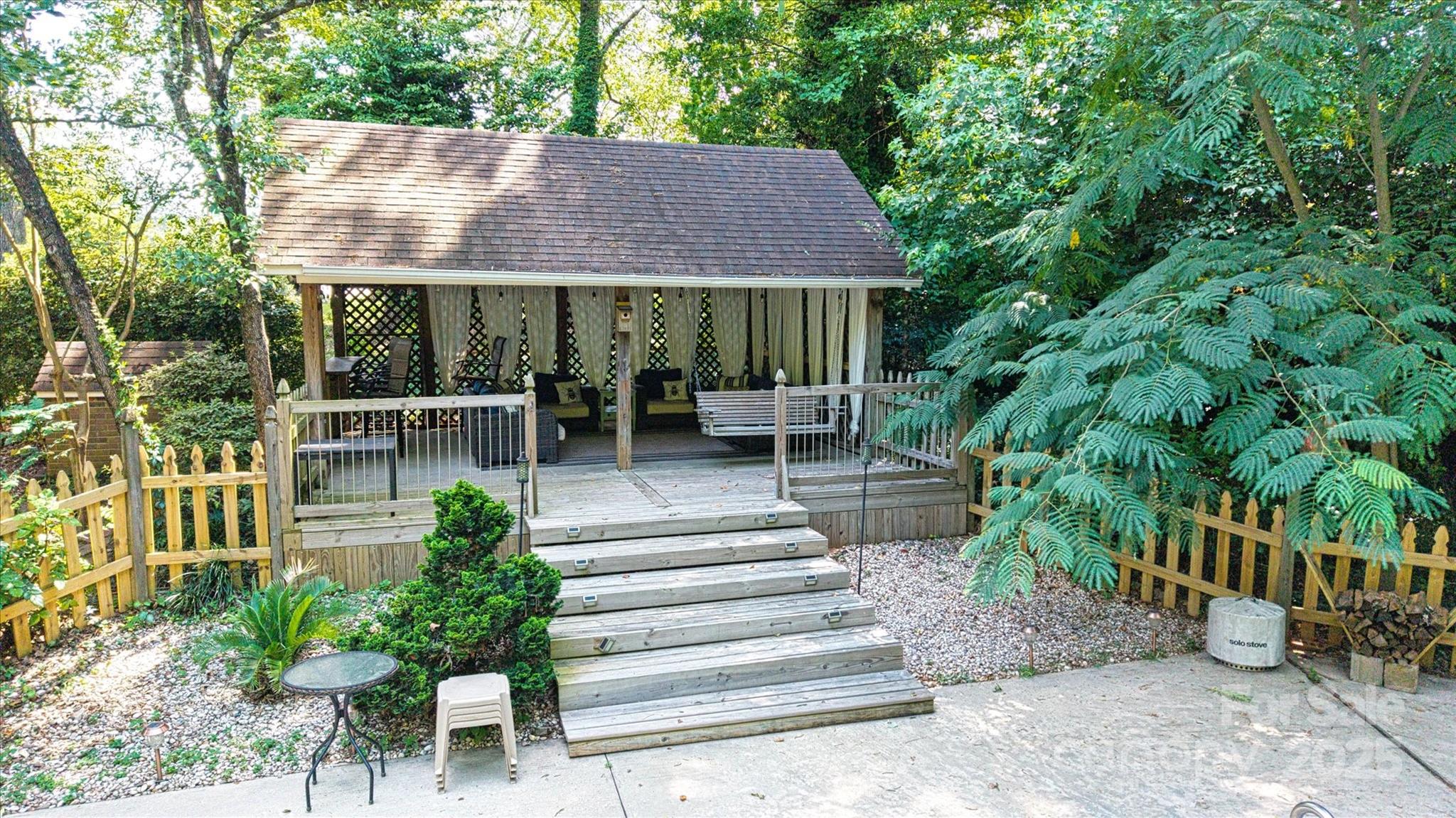 12101 Ranburne Road Property Photo 5