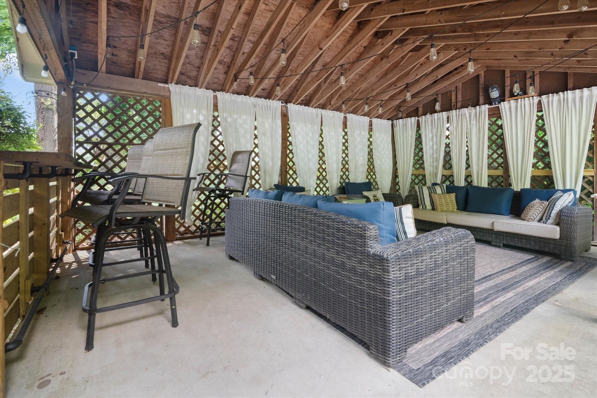 12101 Ranburne Road Property Photo 6