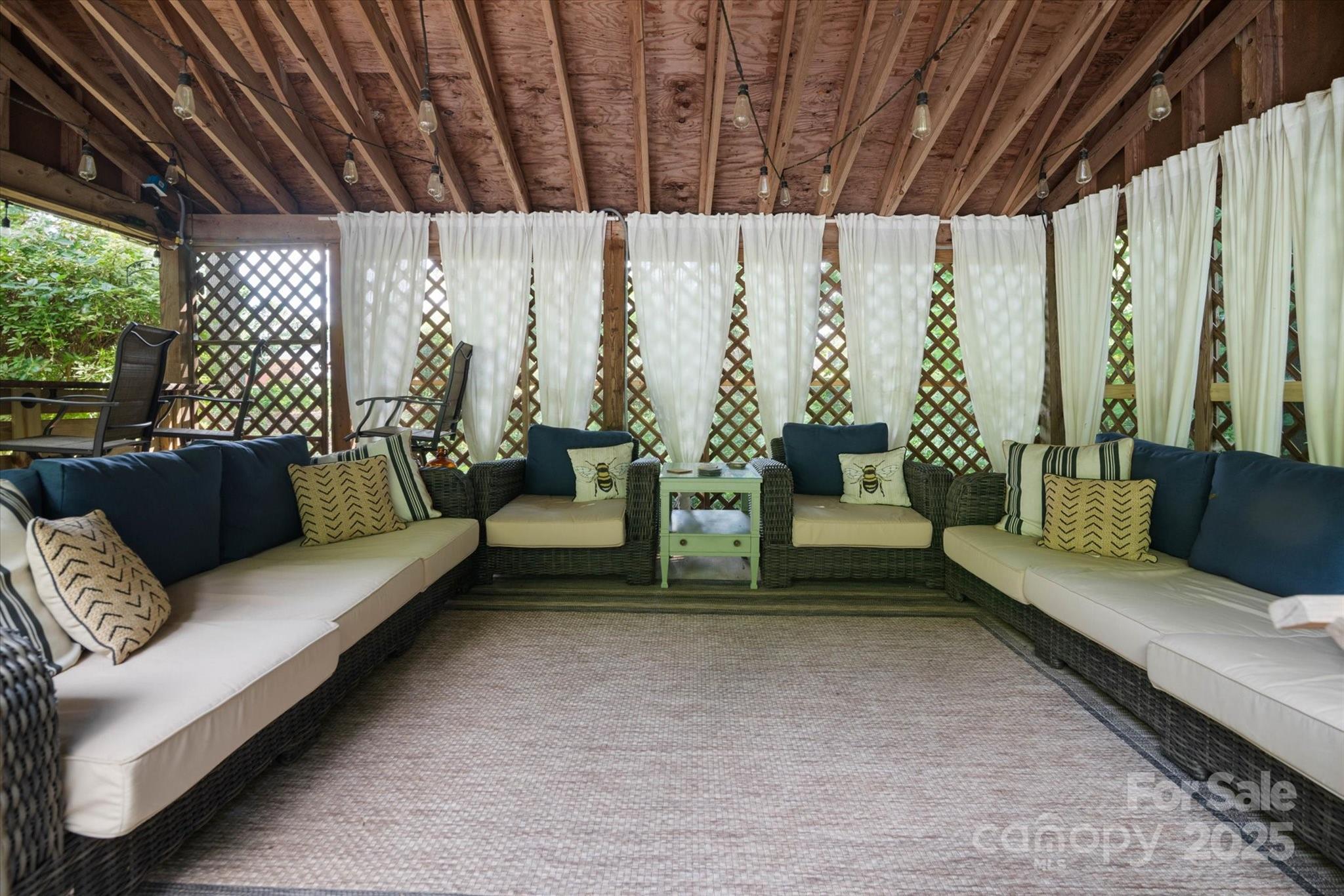 12101 Ranburne Road Property Photo 7