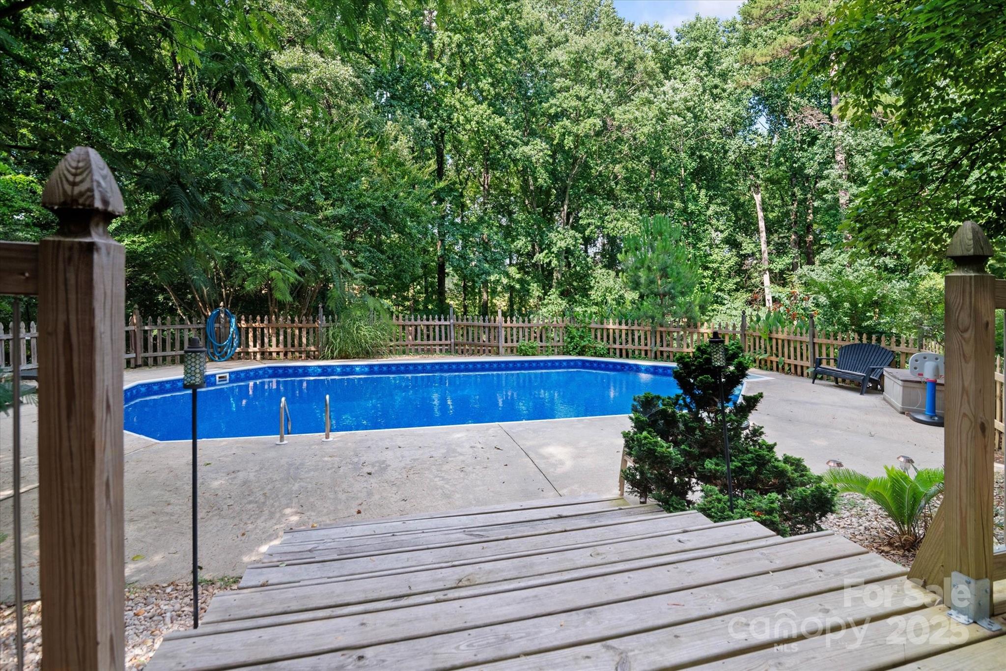 12101 Ranburne Road Property Photo 8