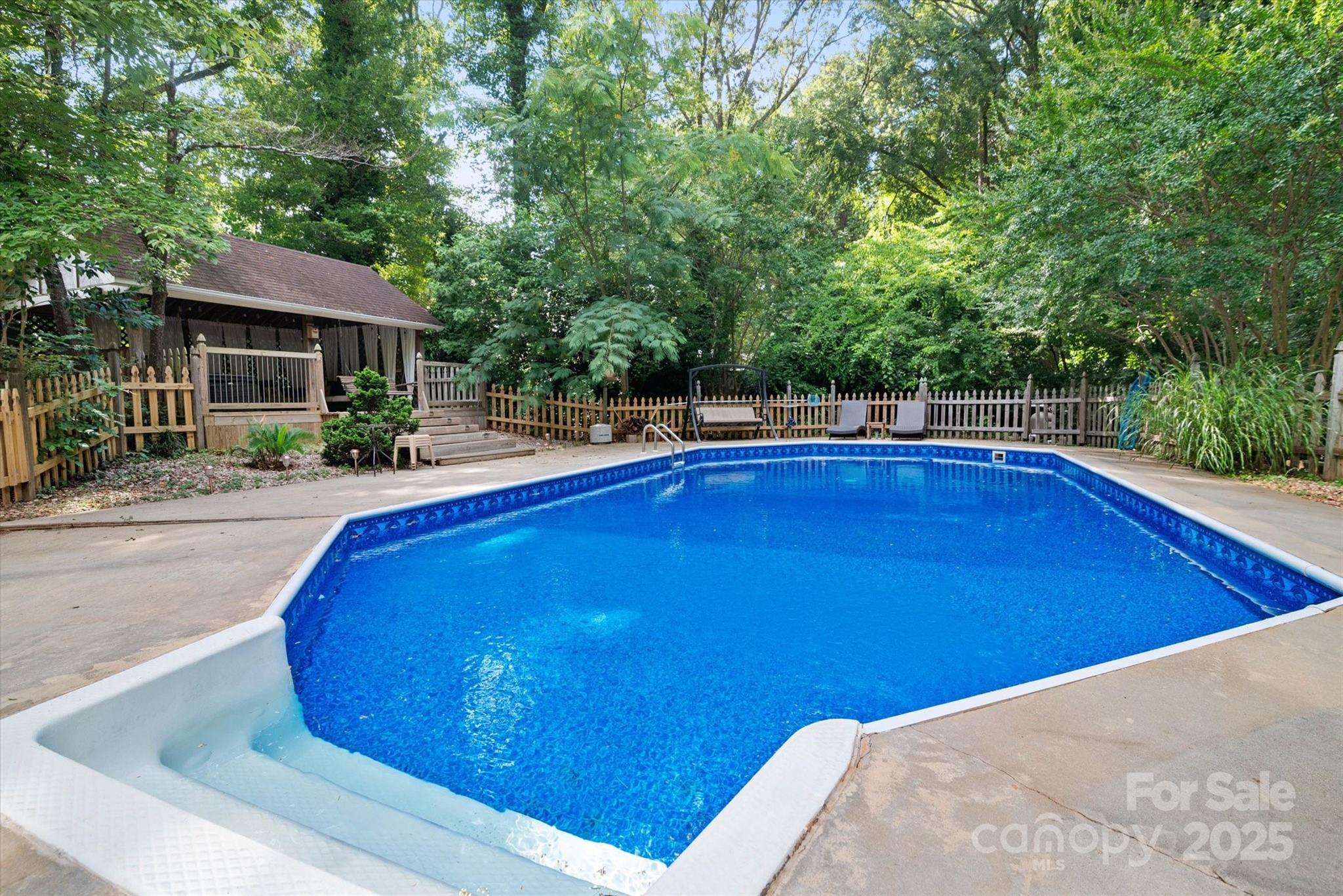 12101 Ranburne Road Property Photo 9