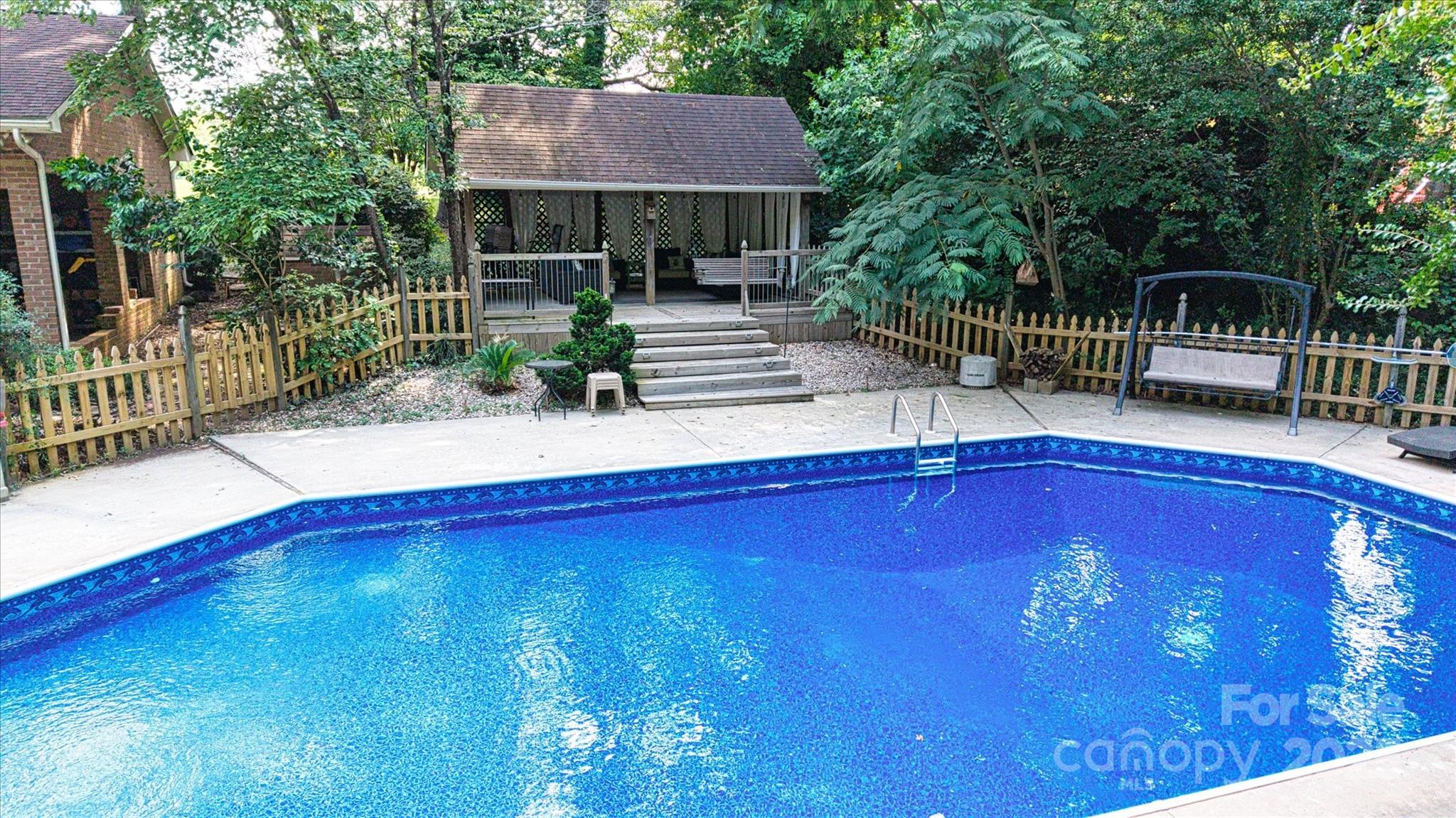12101 Ranburne Road Property Photo 10