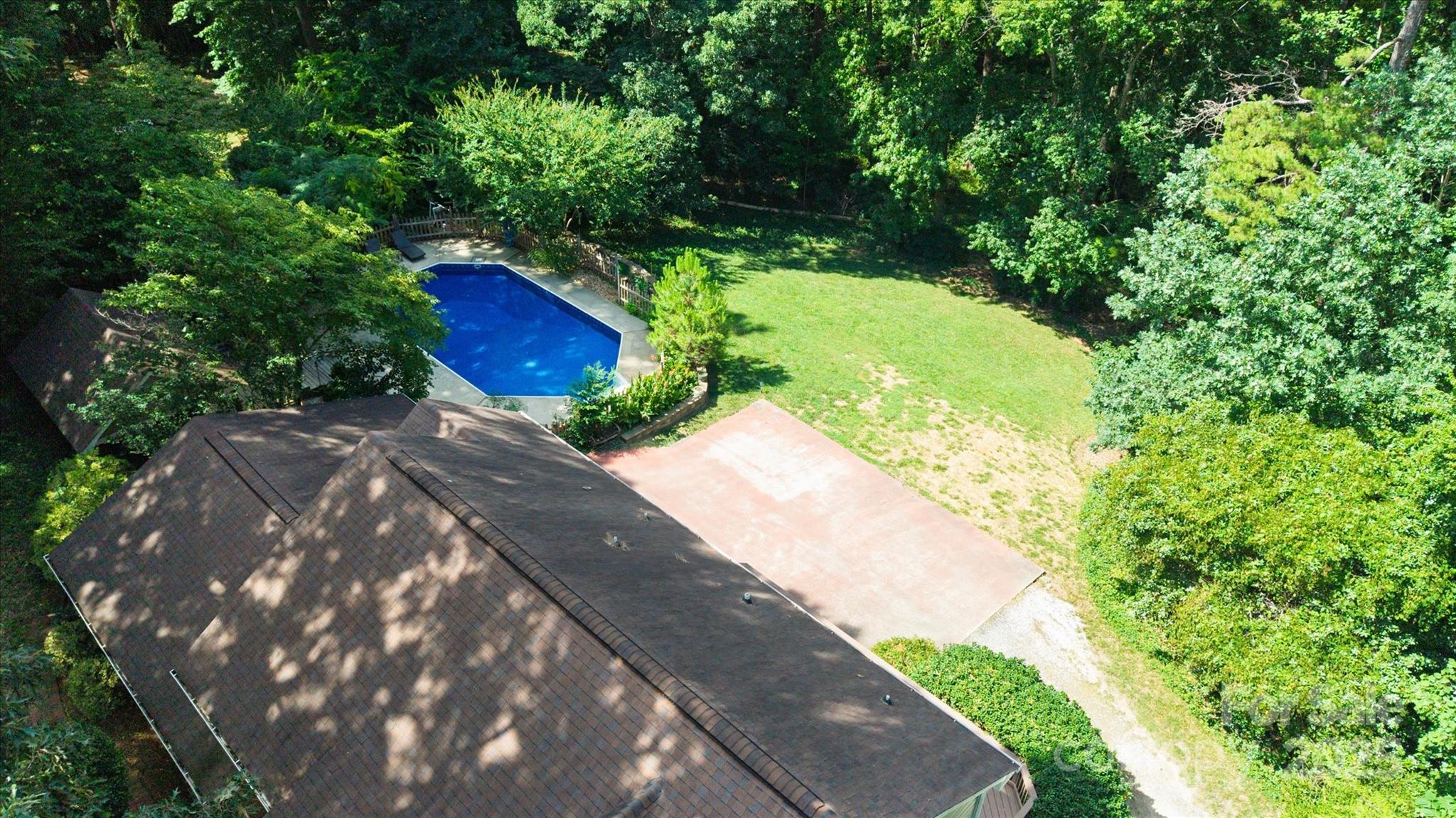 12101 Ranburne Road Property Photo 12