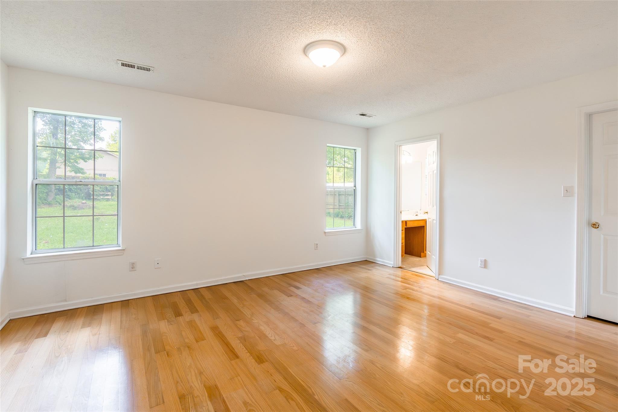 5121 Poplar Glen Drive Property Photo 12
