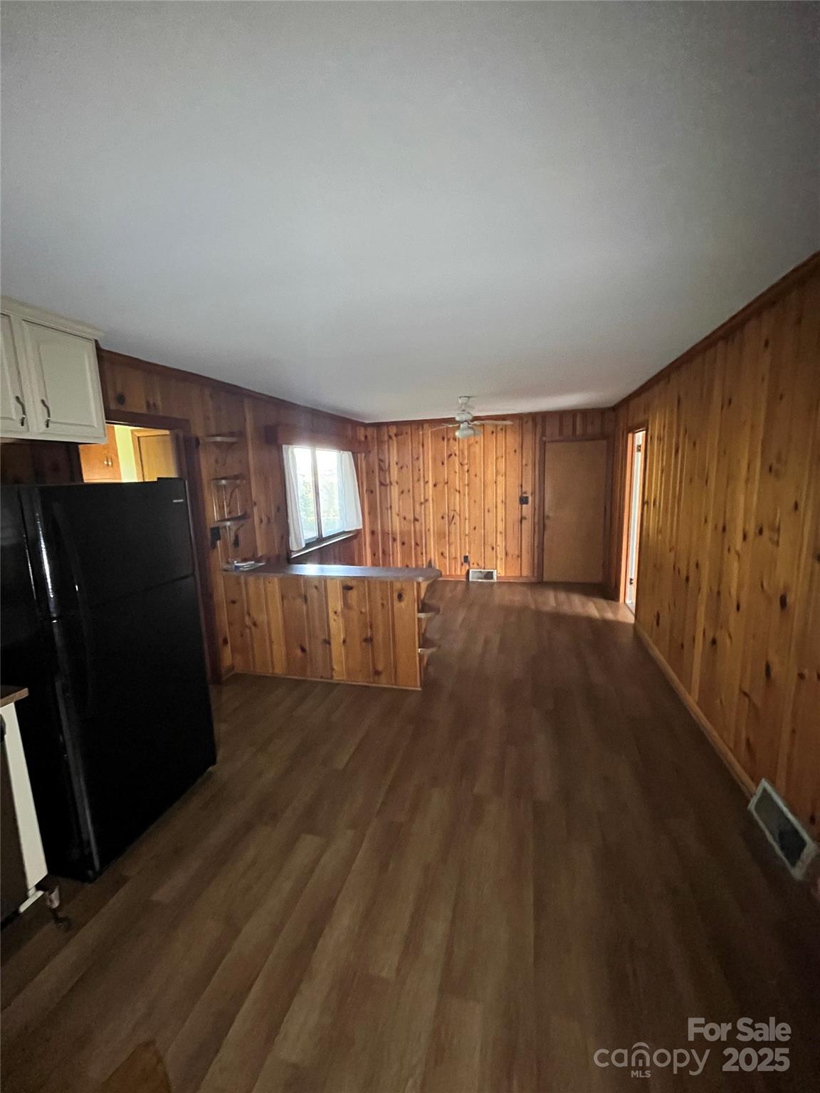 102 Stewart Street Property Photo 2