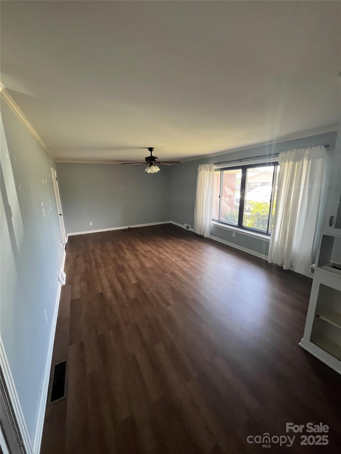 102 Stewart Street Property Photo 6