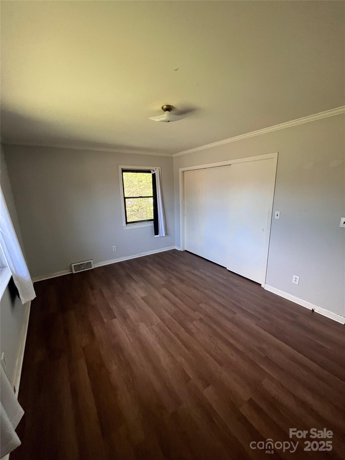102 Stewart Street Property Photo 9