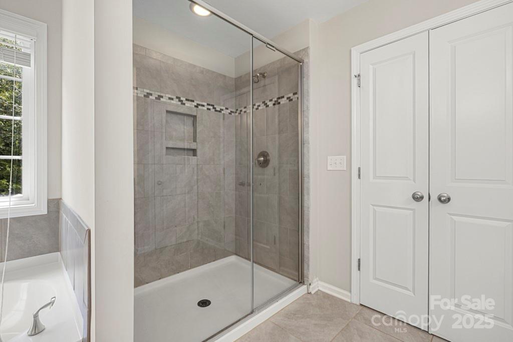 5634 Agora Court Property Photo 27