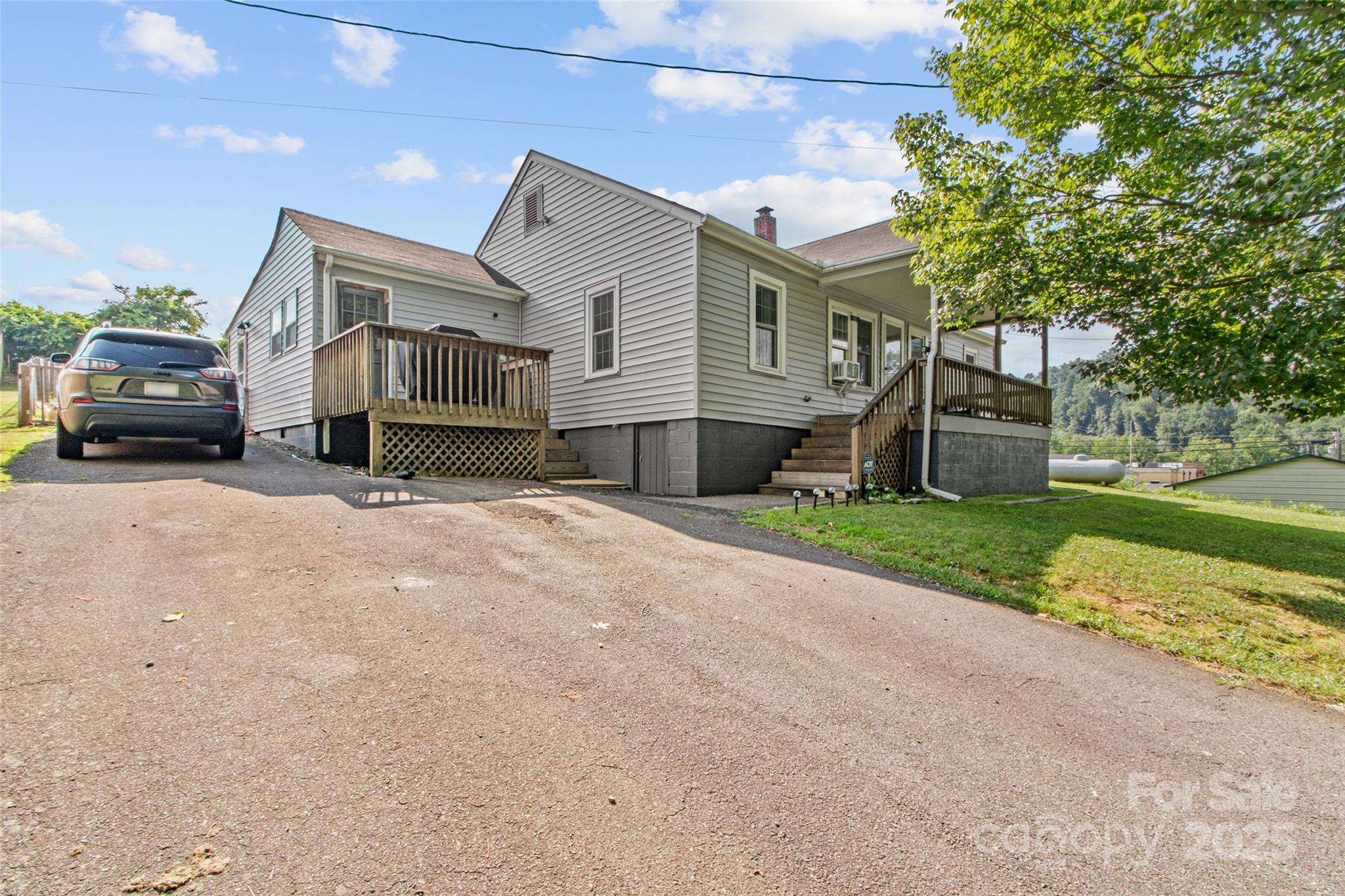 56 Love Fox Road Property Photo 1