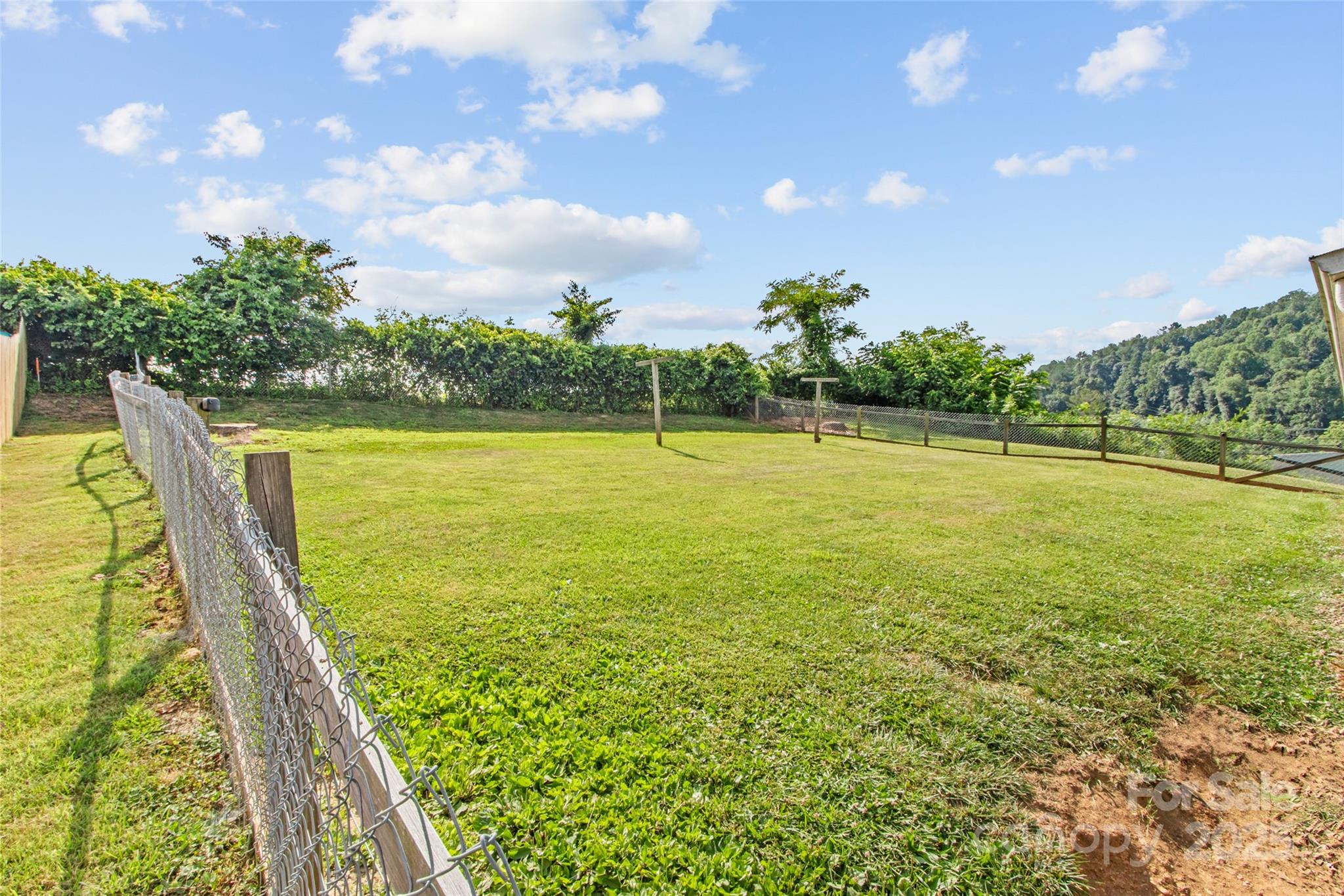 56 Love Fox Road Property Photo 3