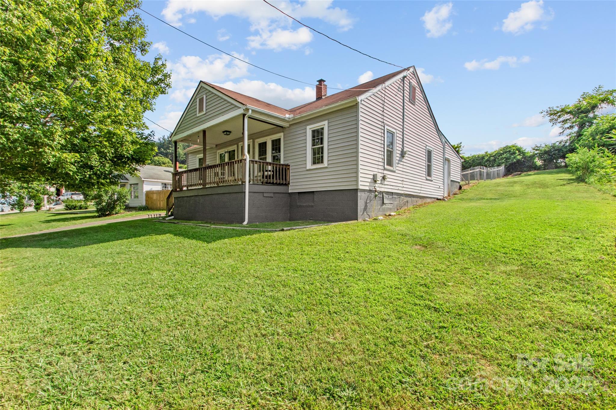 56 Love Fox Road Property Photo 4