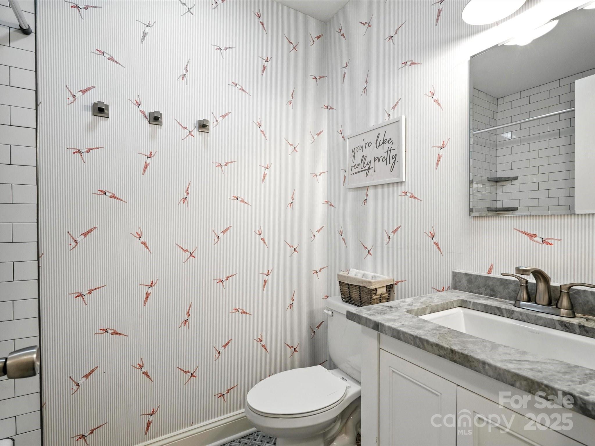 3839 Woodleaf Road Property Photo 19