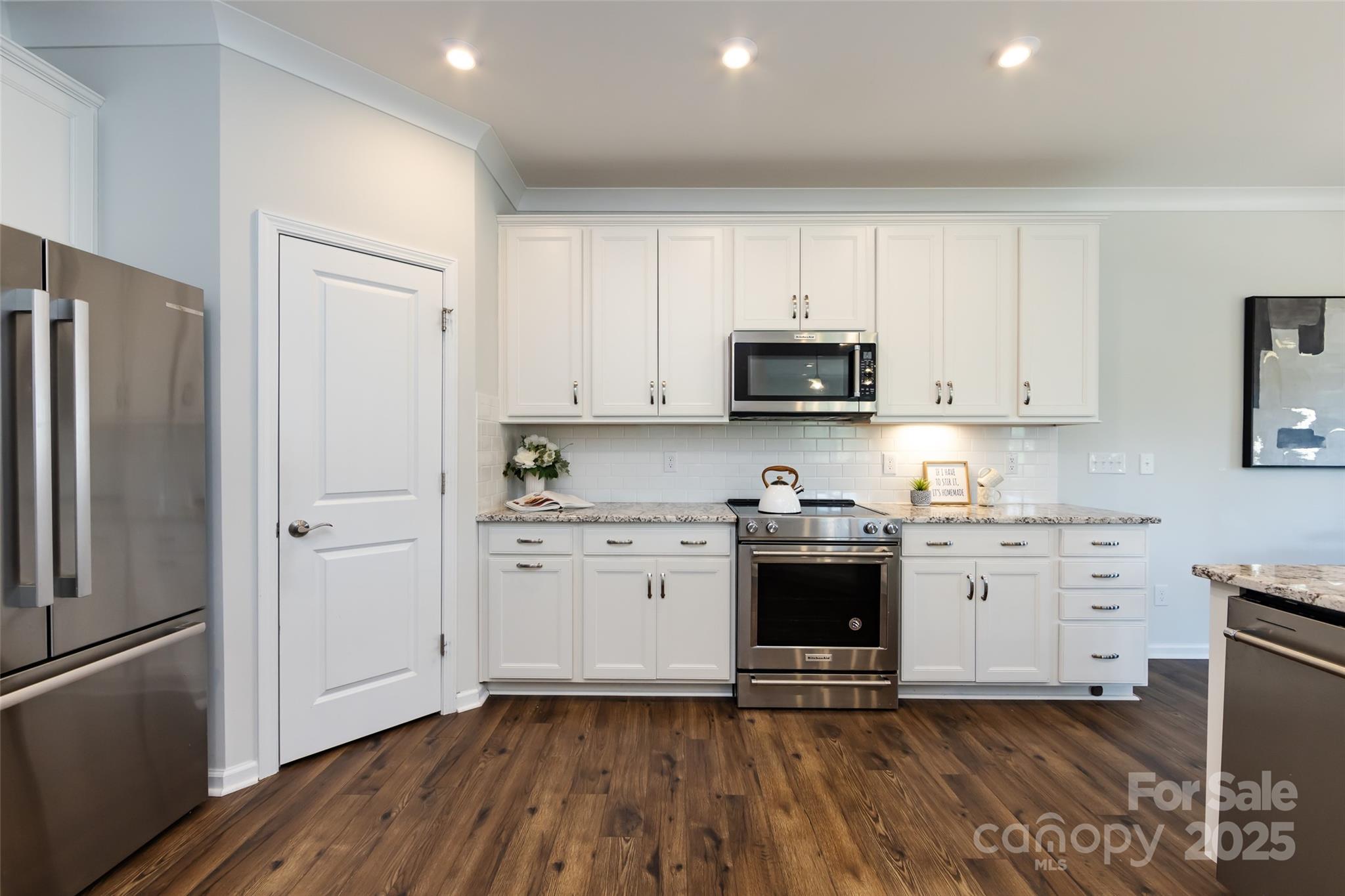 23109 Clarabelle Drive Property Photo 15