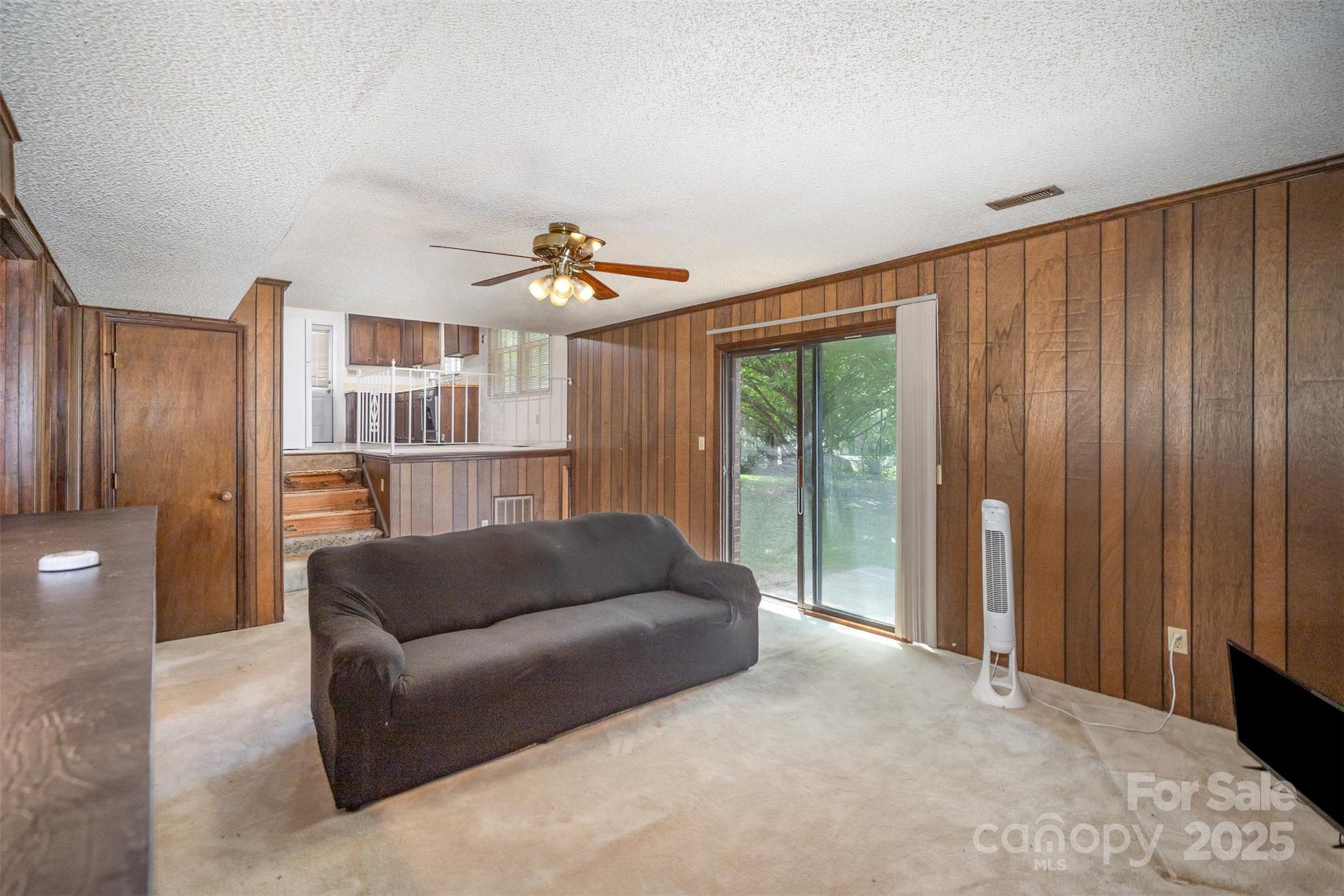 421 Vickery Drive Property Photo 16