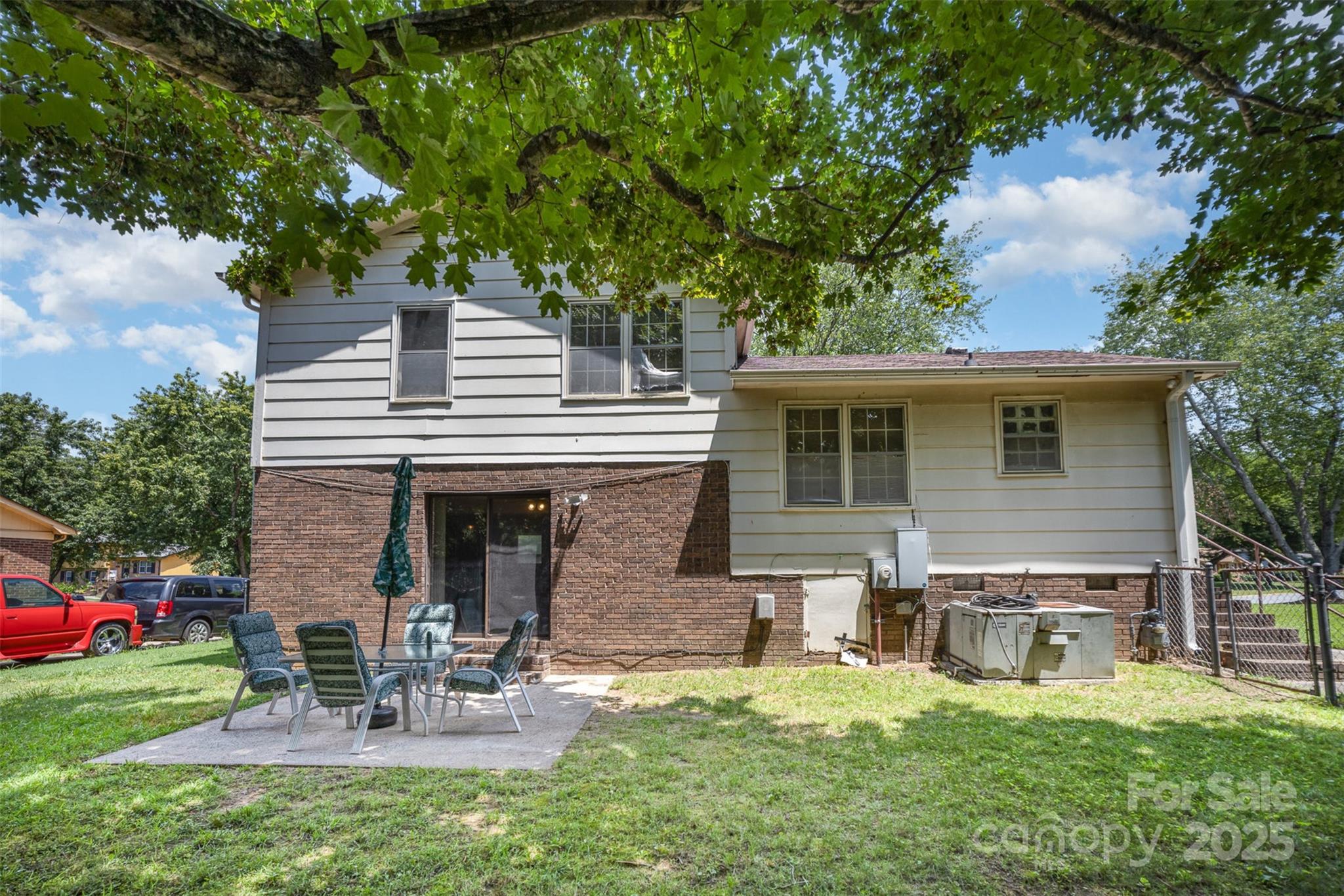 421 Vickery Drive Property Photo 22