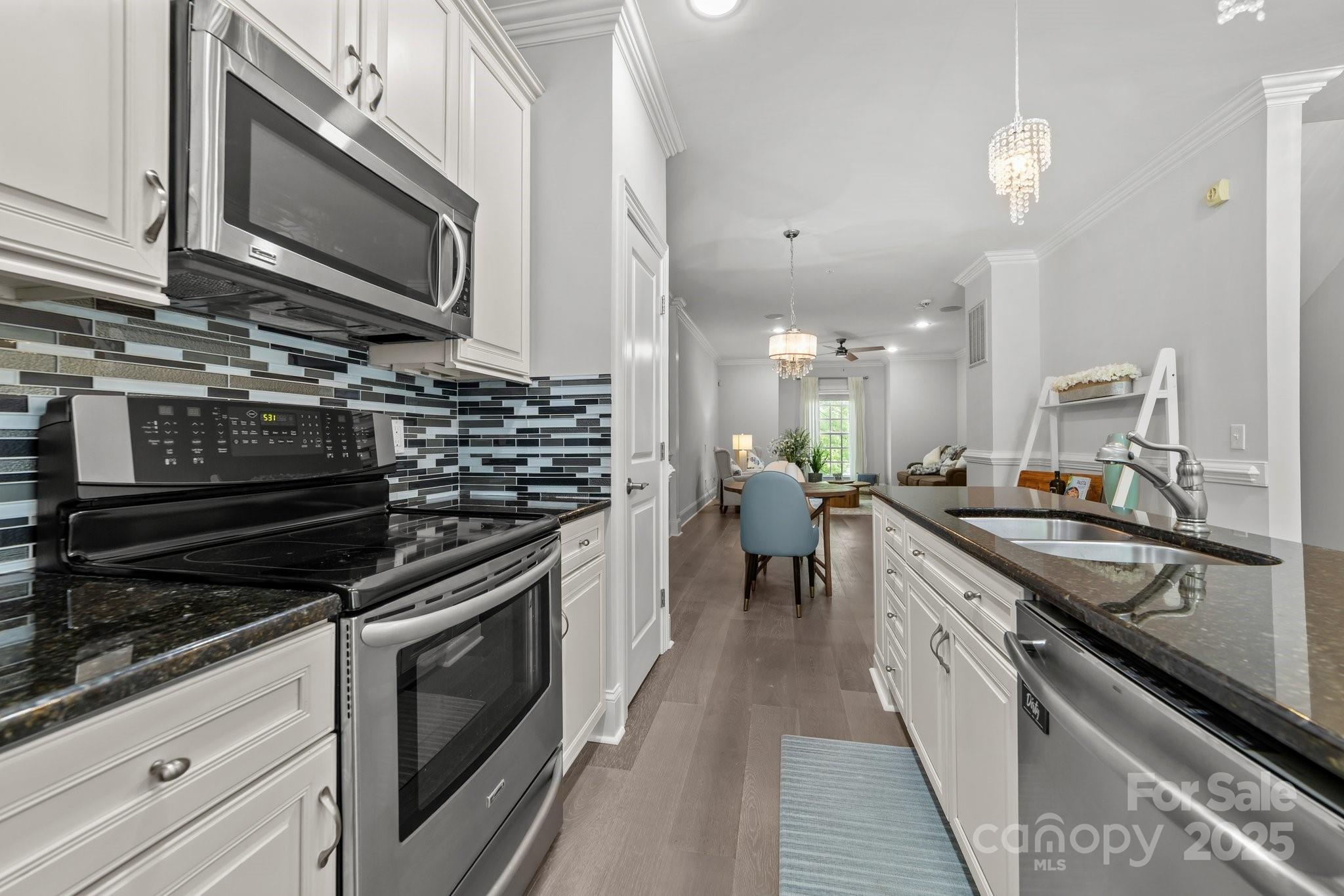 606 Bellemeade Street Property Photo 11