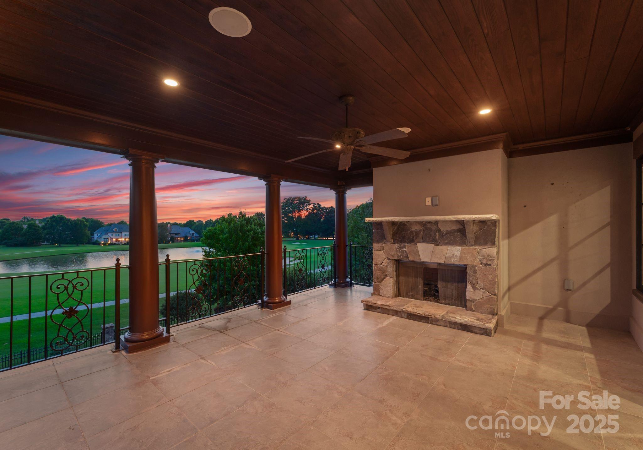 300 Eagle Bend Drive Property Photo 48