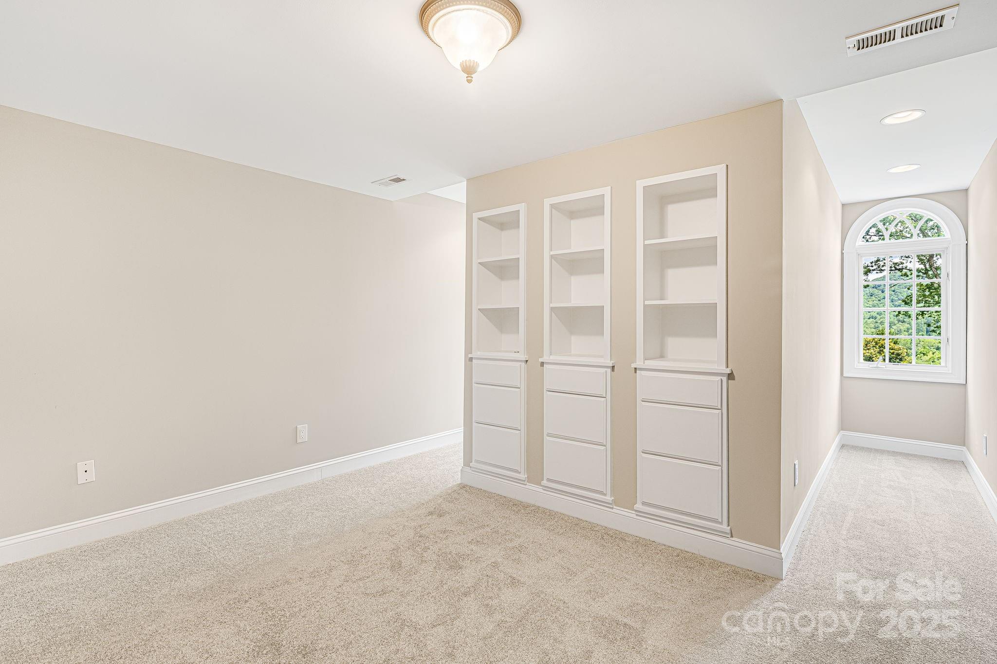 56 Fair Oaks Estate Property Photo 31
