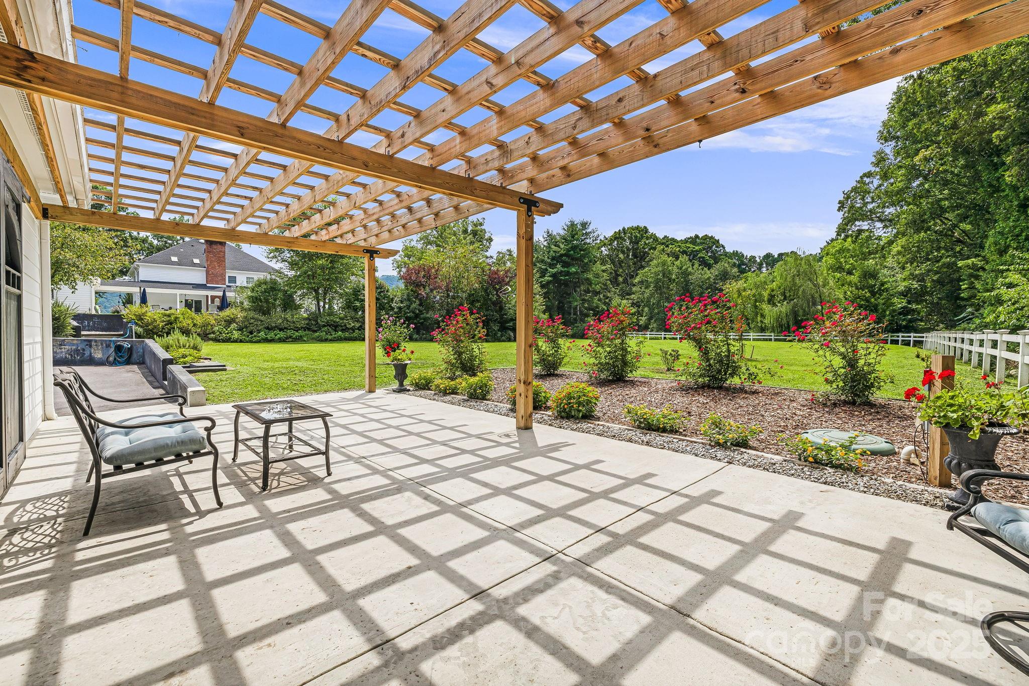 56 Fair Oaks Estate Property Photo 47