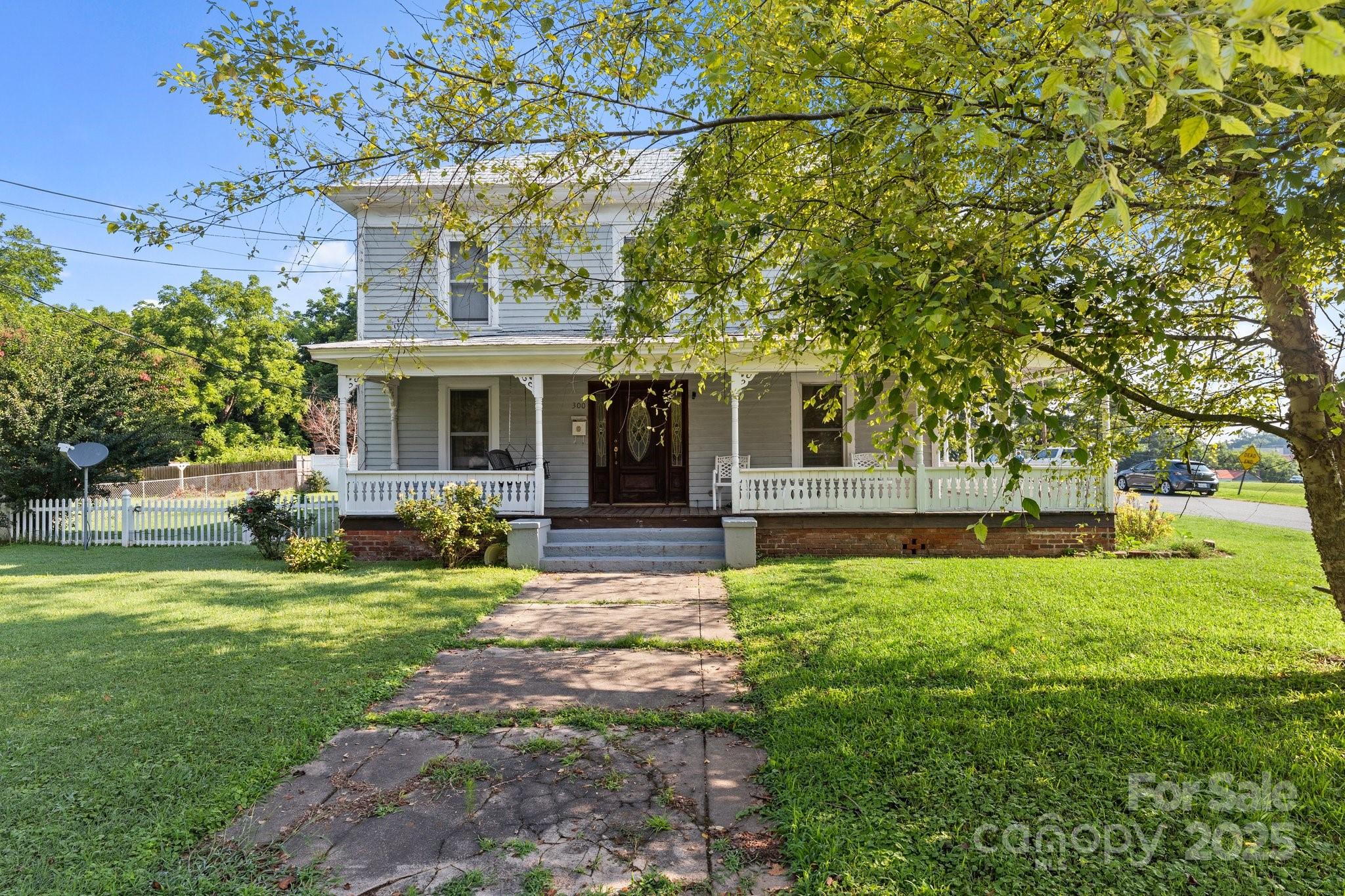 300 Depot Street Property Photo 1