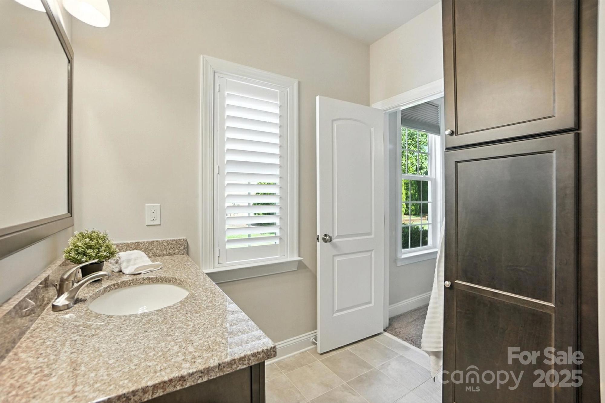 551 Brightleaf Place Property Photo 32