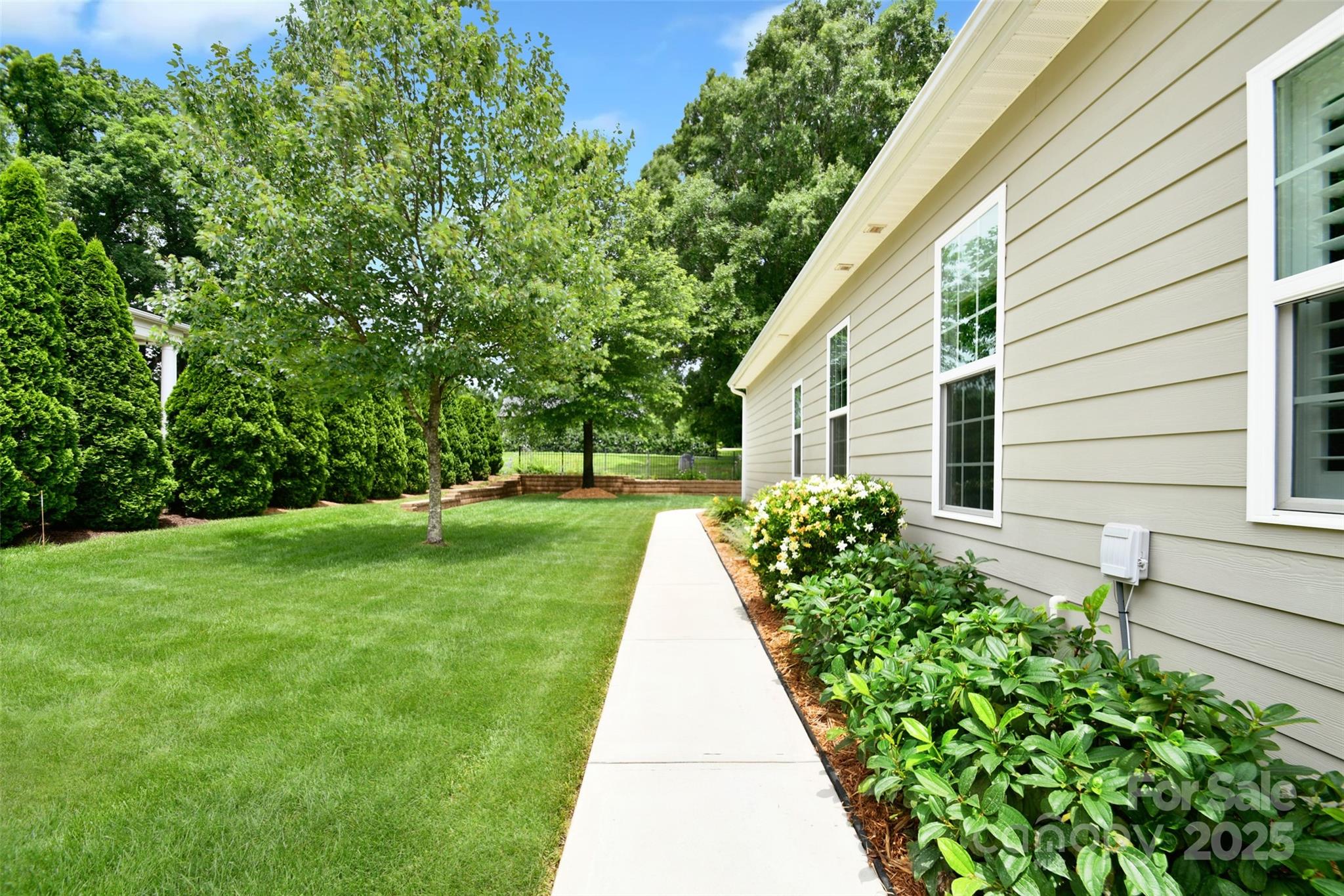 551 Brightleaf Place Property Photo 33