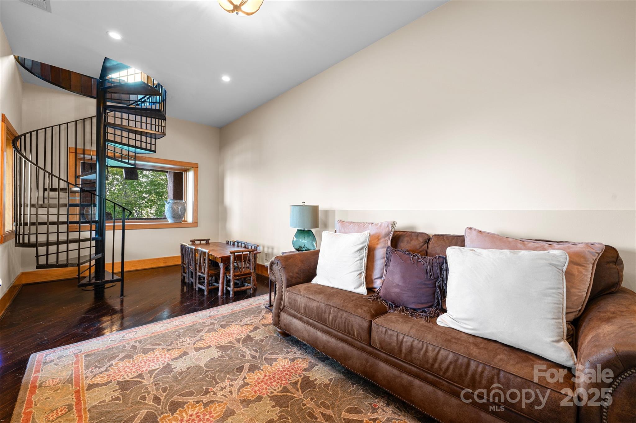 2910 Eagles Nest Trail Property Photo 38