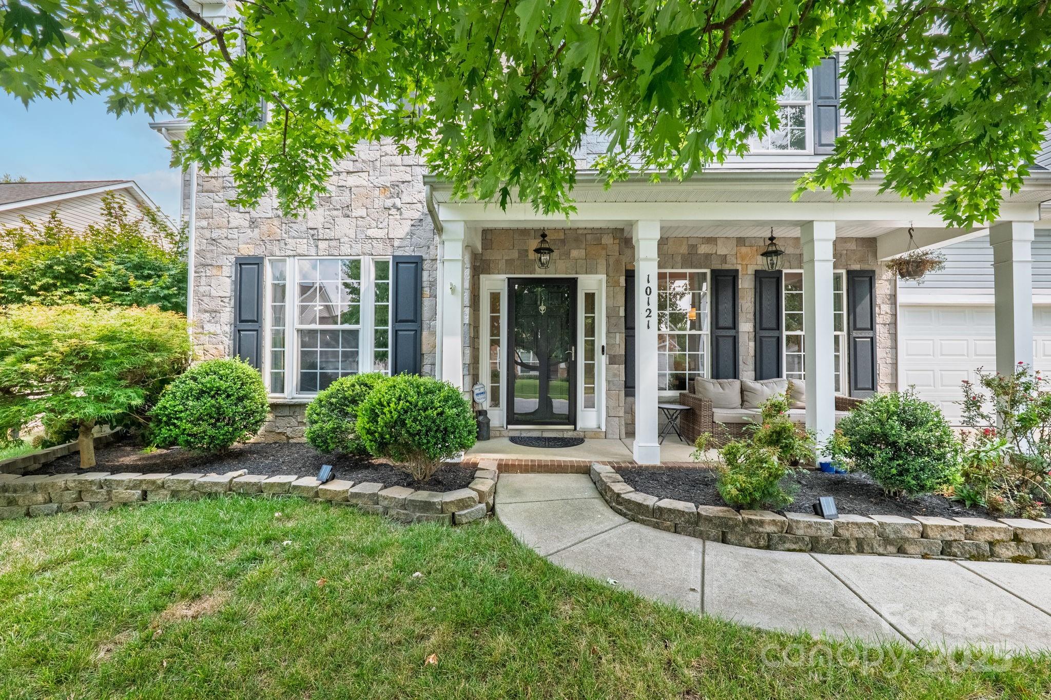 10121 Halkirk Manor Lane Property Photo 12