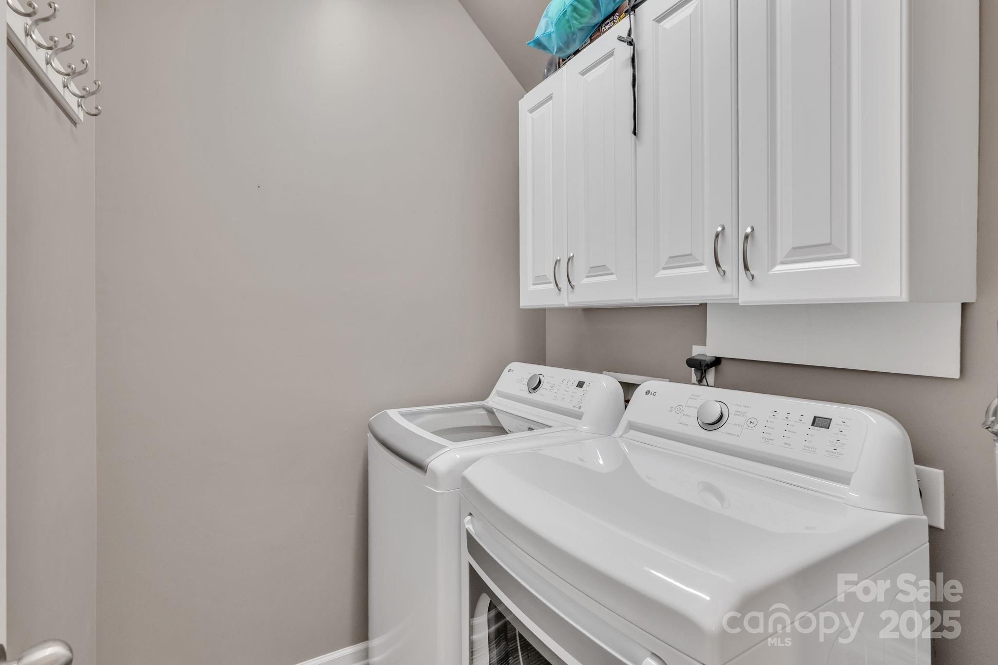 10121 Halkirk Manor Lane Property Photo 34