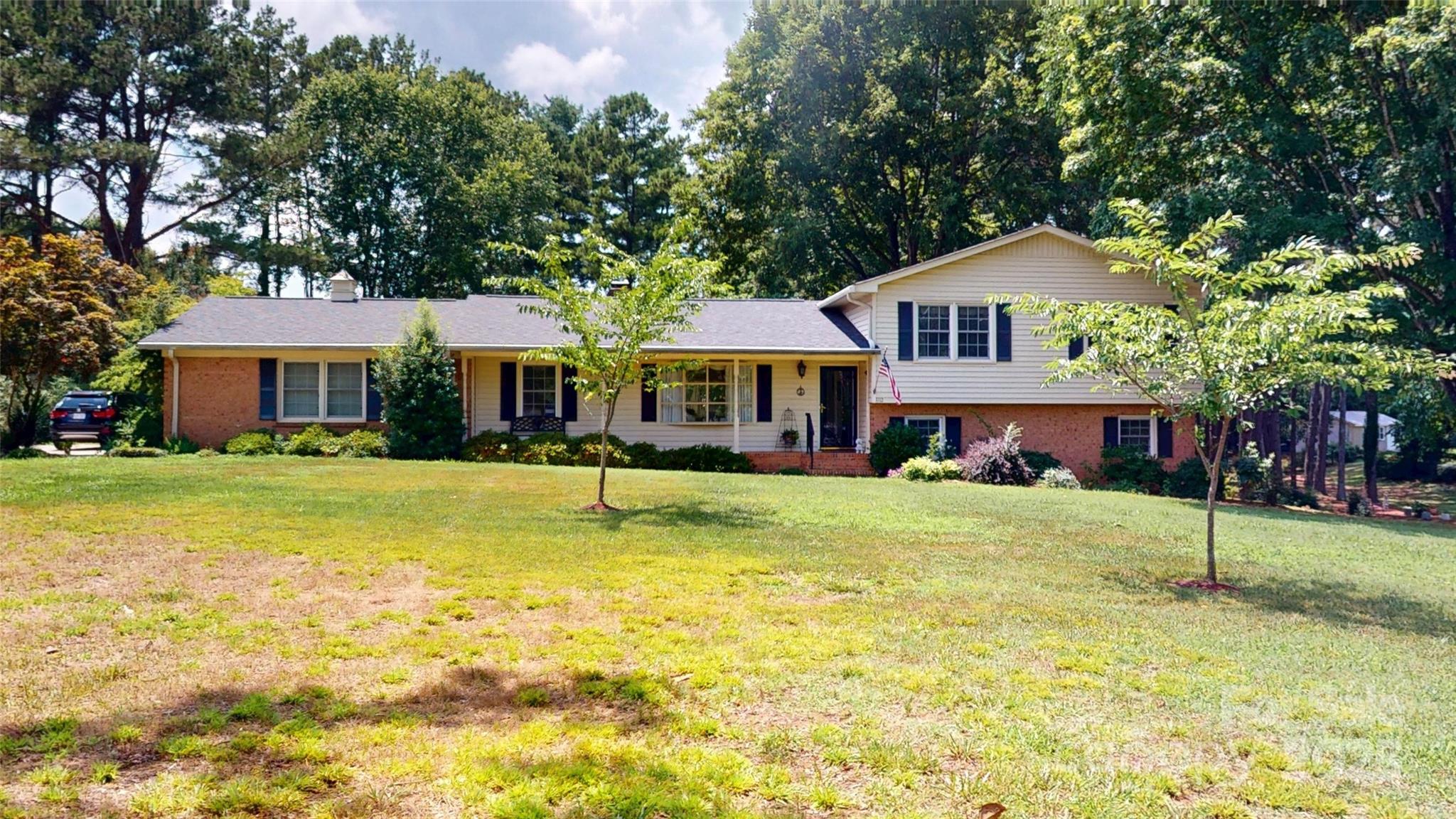 1112 Martha Drive Property Photo 1