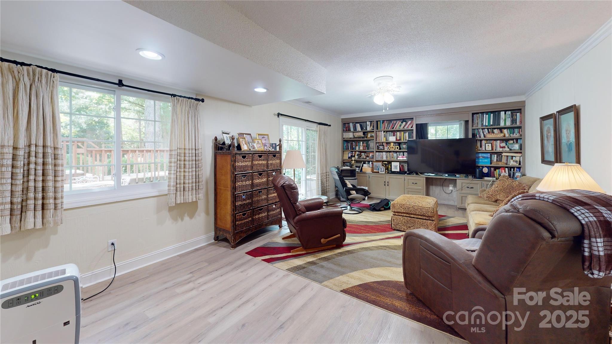 1112 Martha Drive Property Photo 32