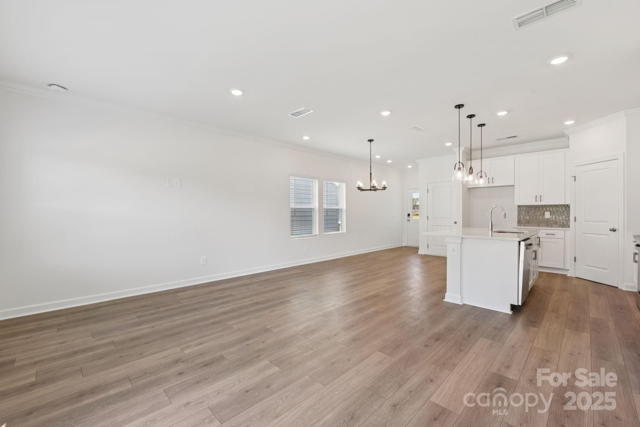 246 Tiger Lily Drive Property Photo 6