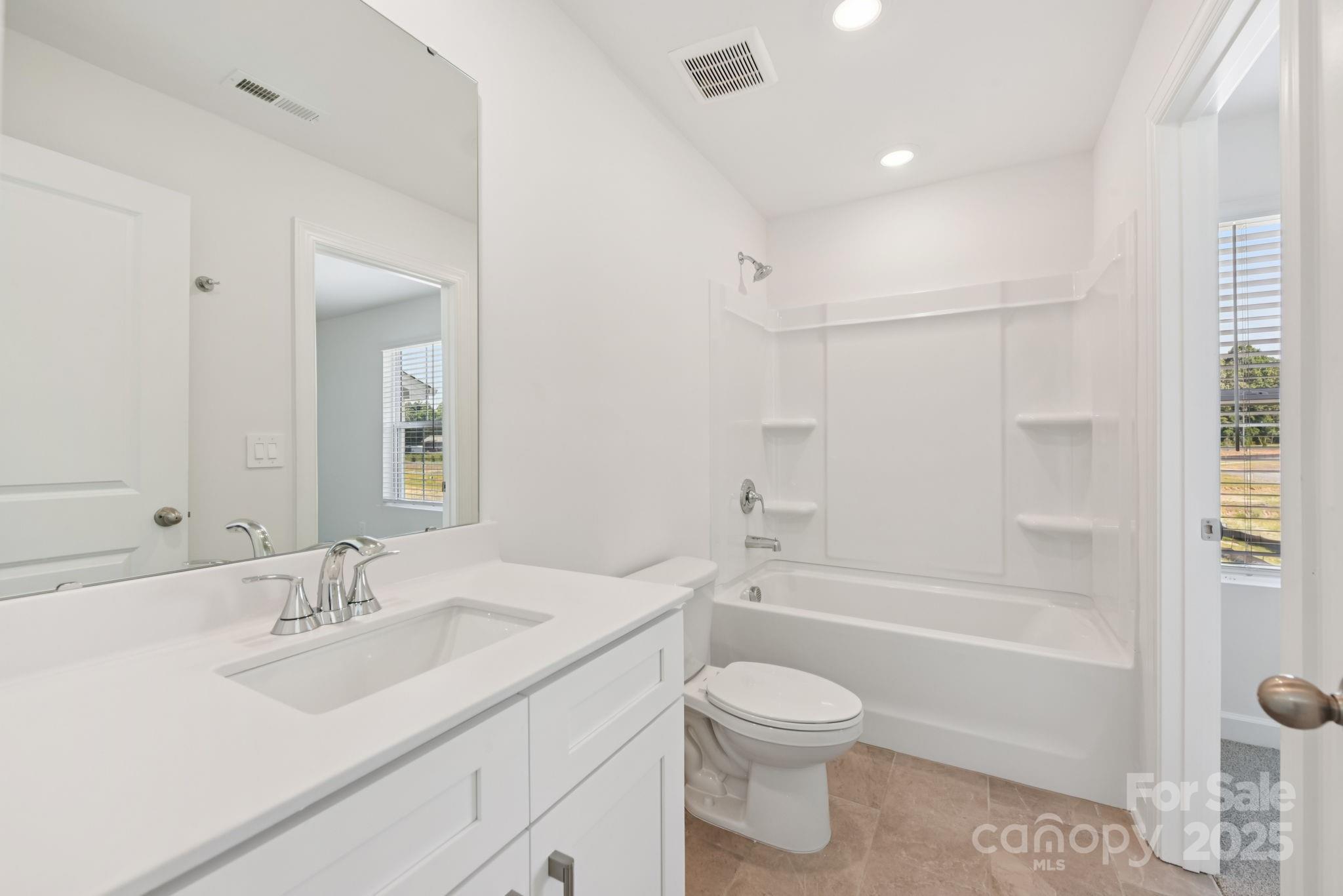 246 Tiger Lily Drive Property Photo 16