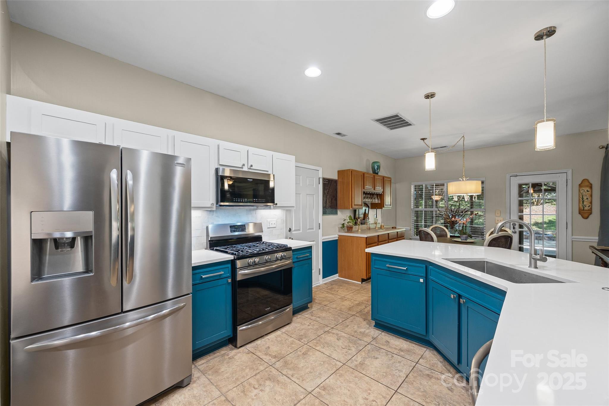 7029 Scuppernong Court Property Photo 7