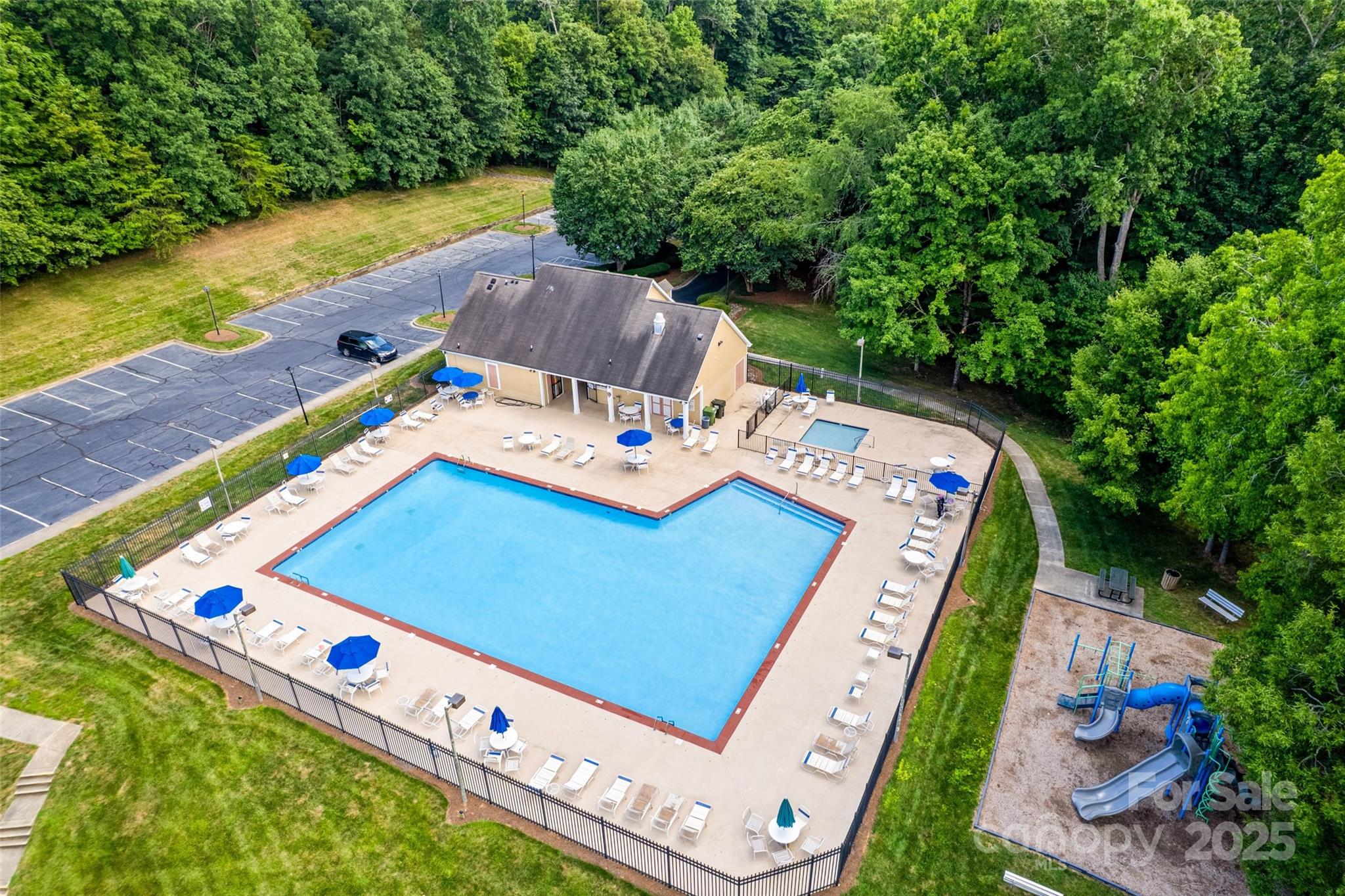 7029 Scuppernong Court Property Photo 35