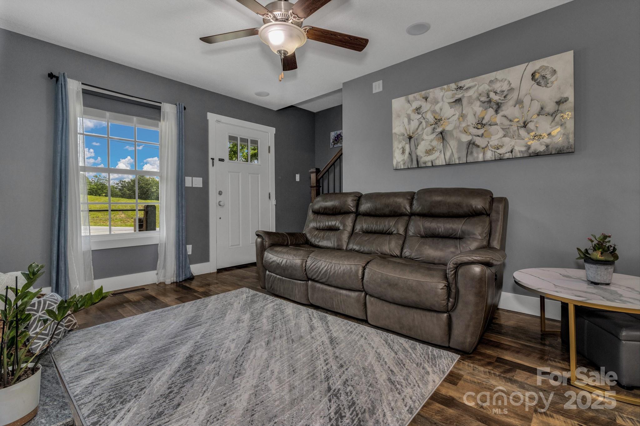 1024 Bear Creek Road Property Photo 4