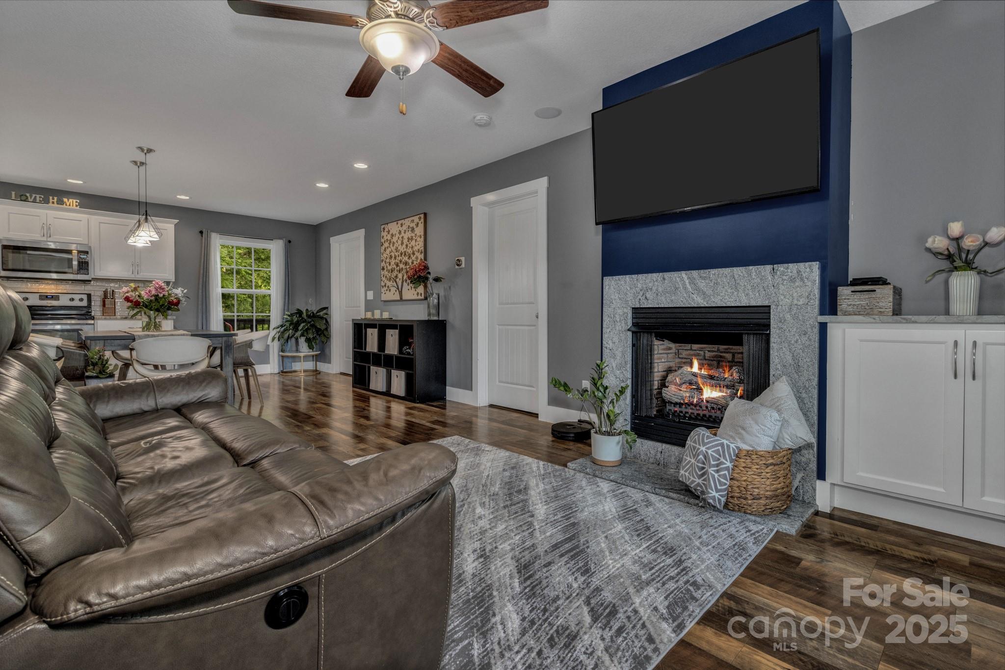 1024 Bear Creek Road Property Photo 6