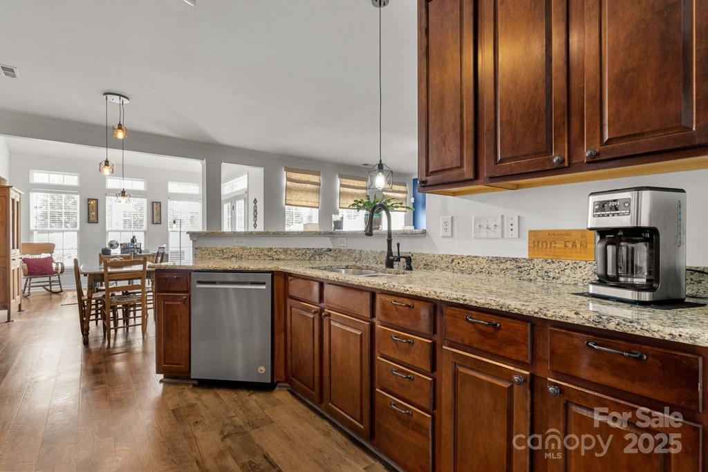 6020 Queens Walk Court Property Photo 13