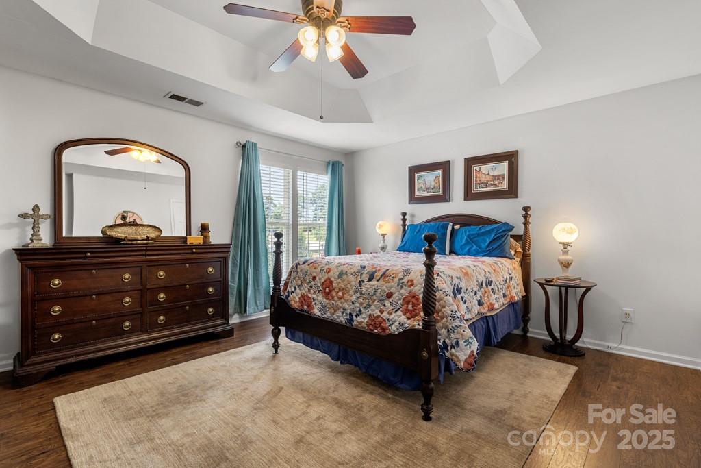 6020 Queens Walk Court Property Photo 20