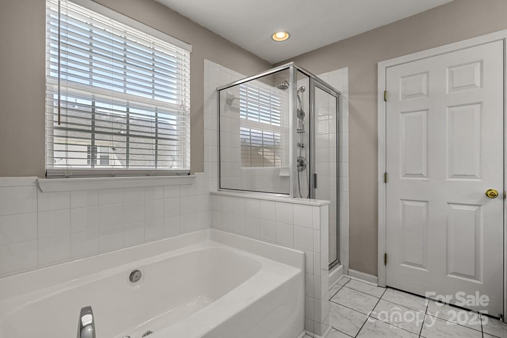 6020 Queens Walk Court Property Photo 22