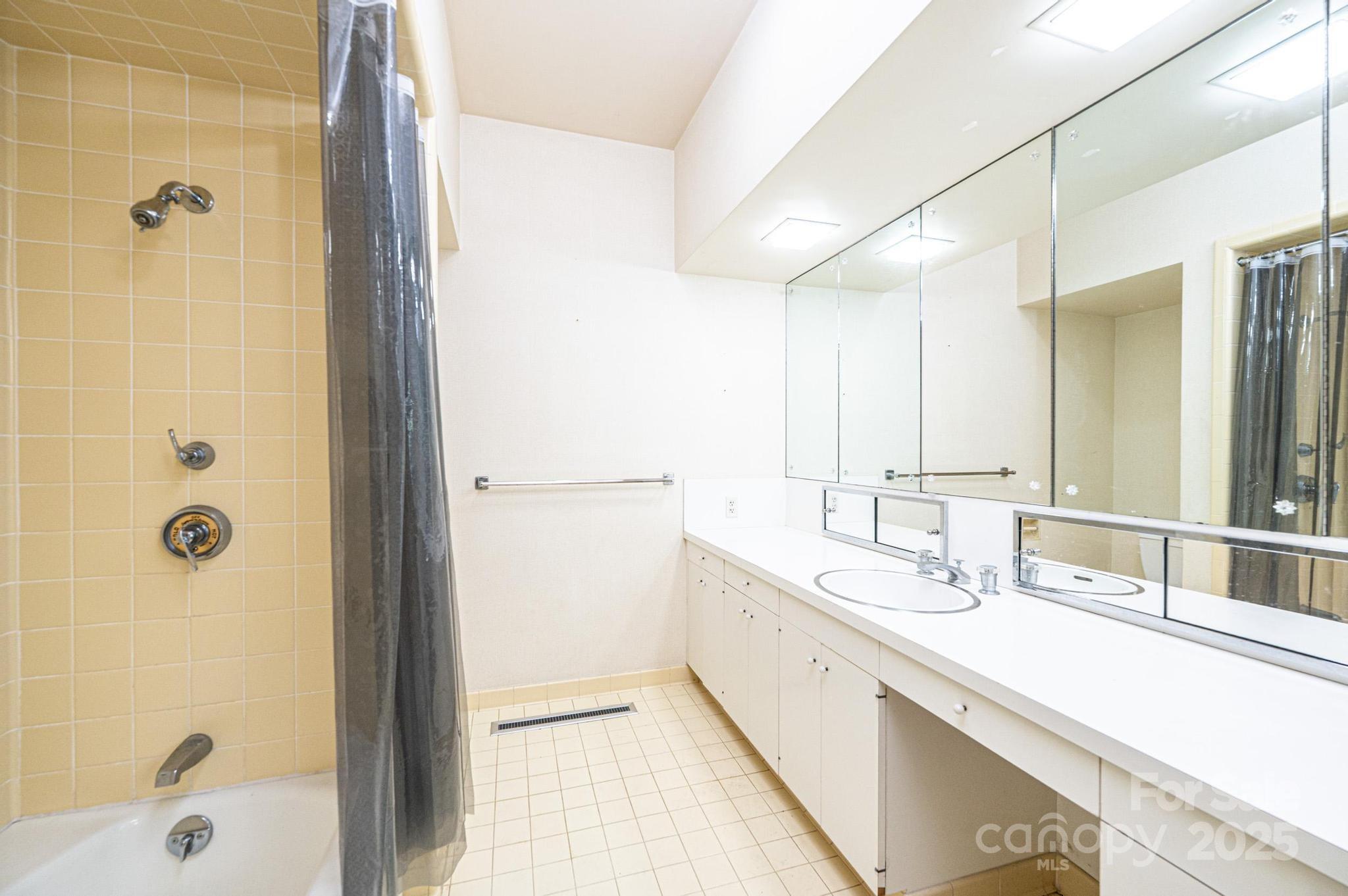 153 Hillhaven Place Property Photo 24