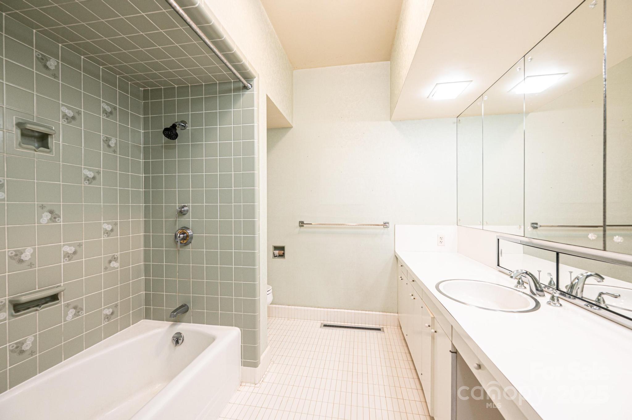153 Hillhaven Place Property Photo 25
