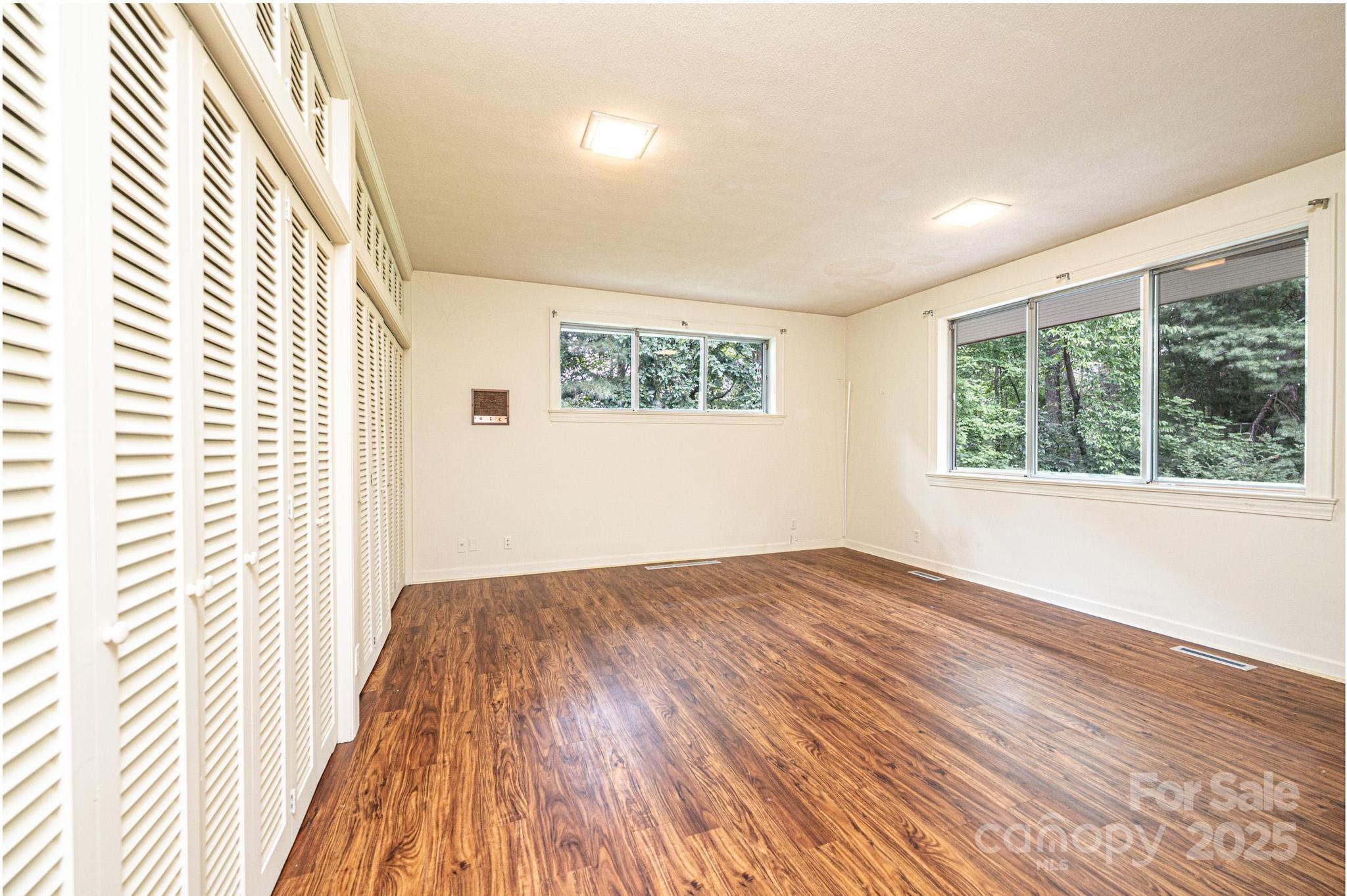 153 Hillhaven Place Property Photo 34
