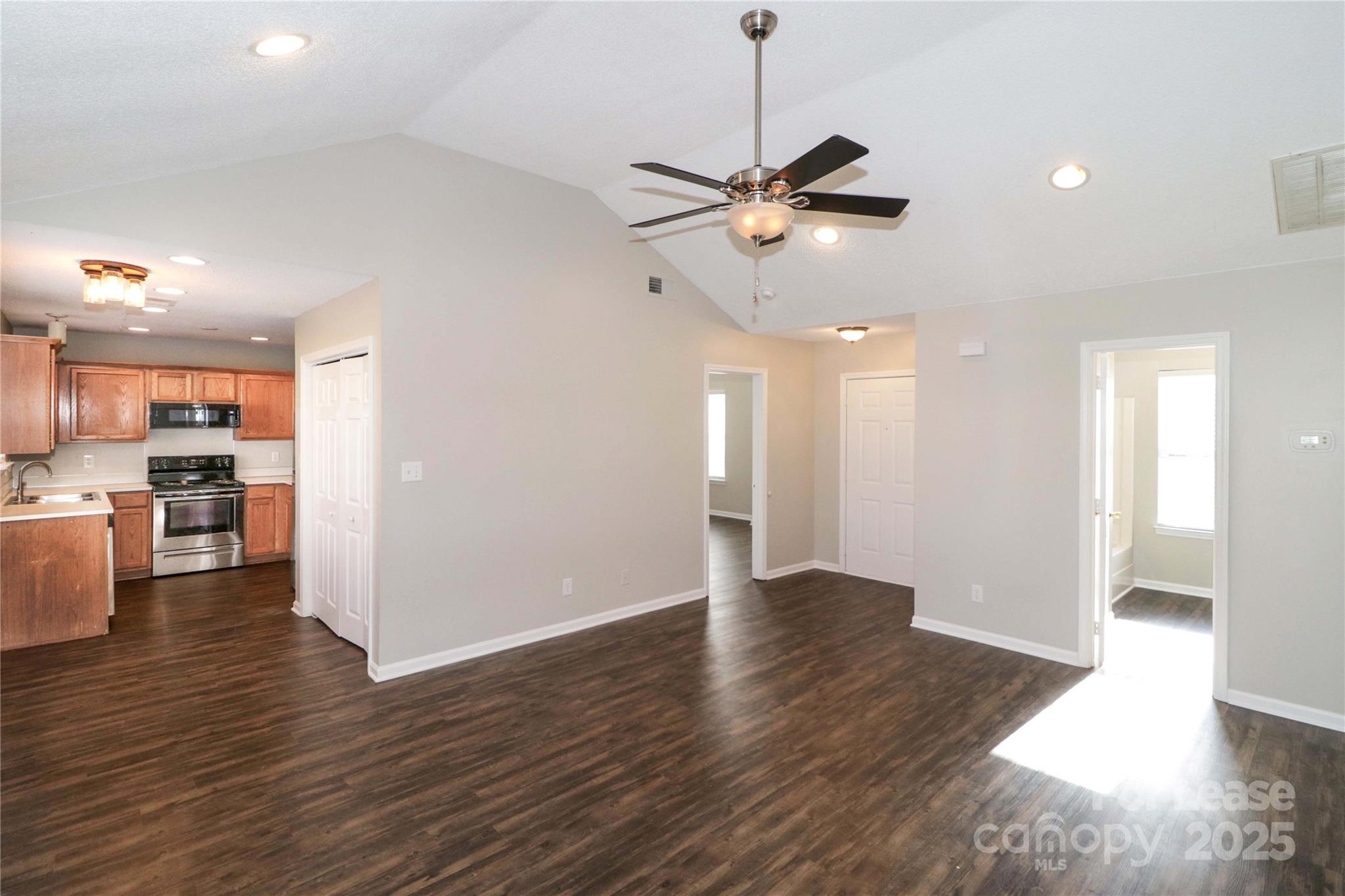 771 Rebecca Jane Drive Property Photo 5