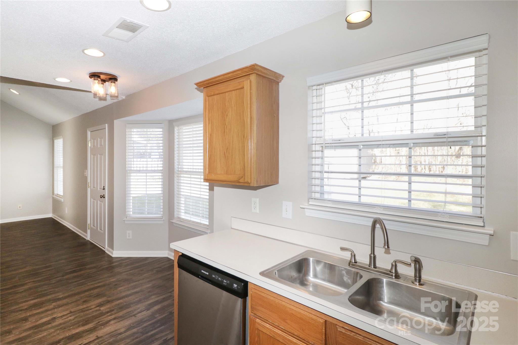 771 Rebecca Jane Drive Property Photo 11