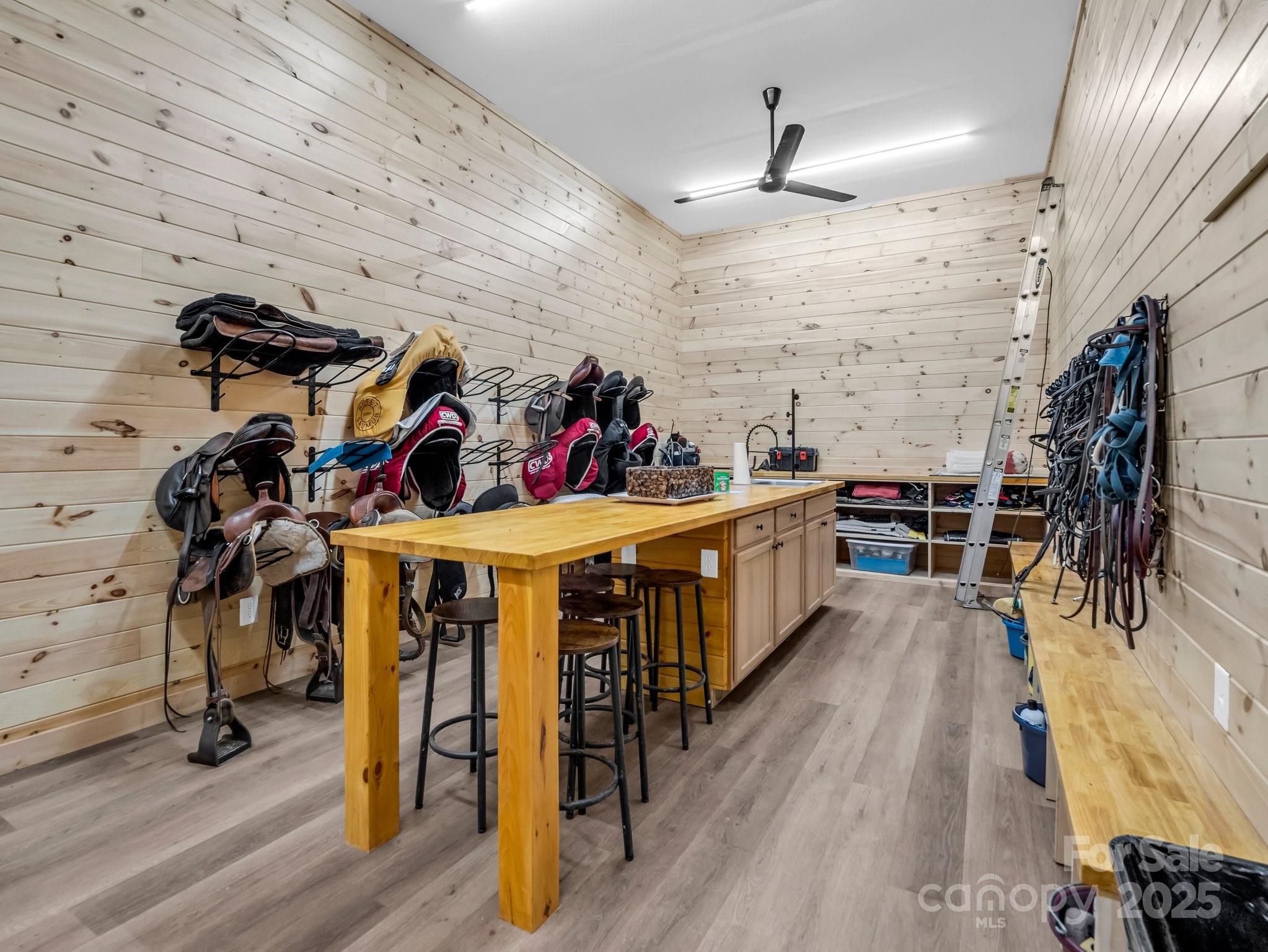 1550 Airport Road Property Photo 8