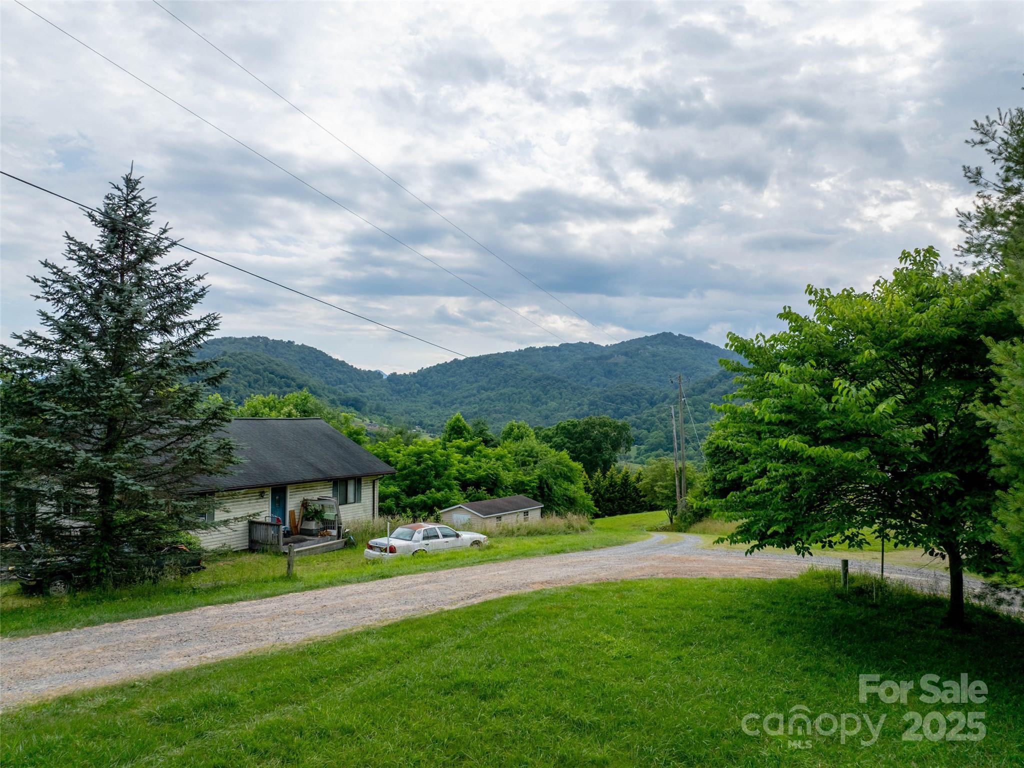 40 Sedgefield Place Property Photo 4