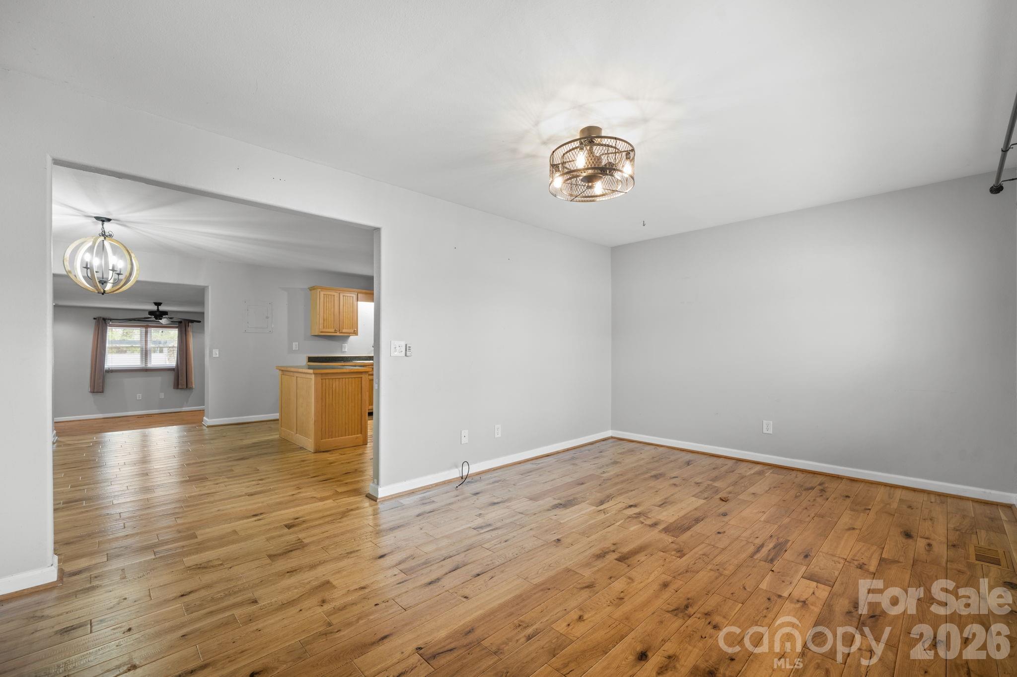 309 Sheldon Street Property Photo 3