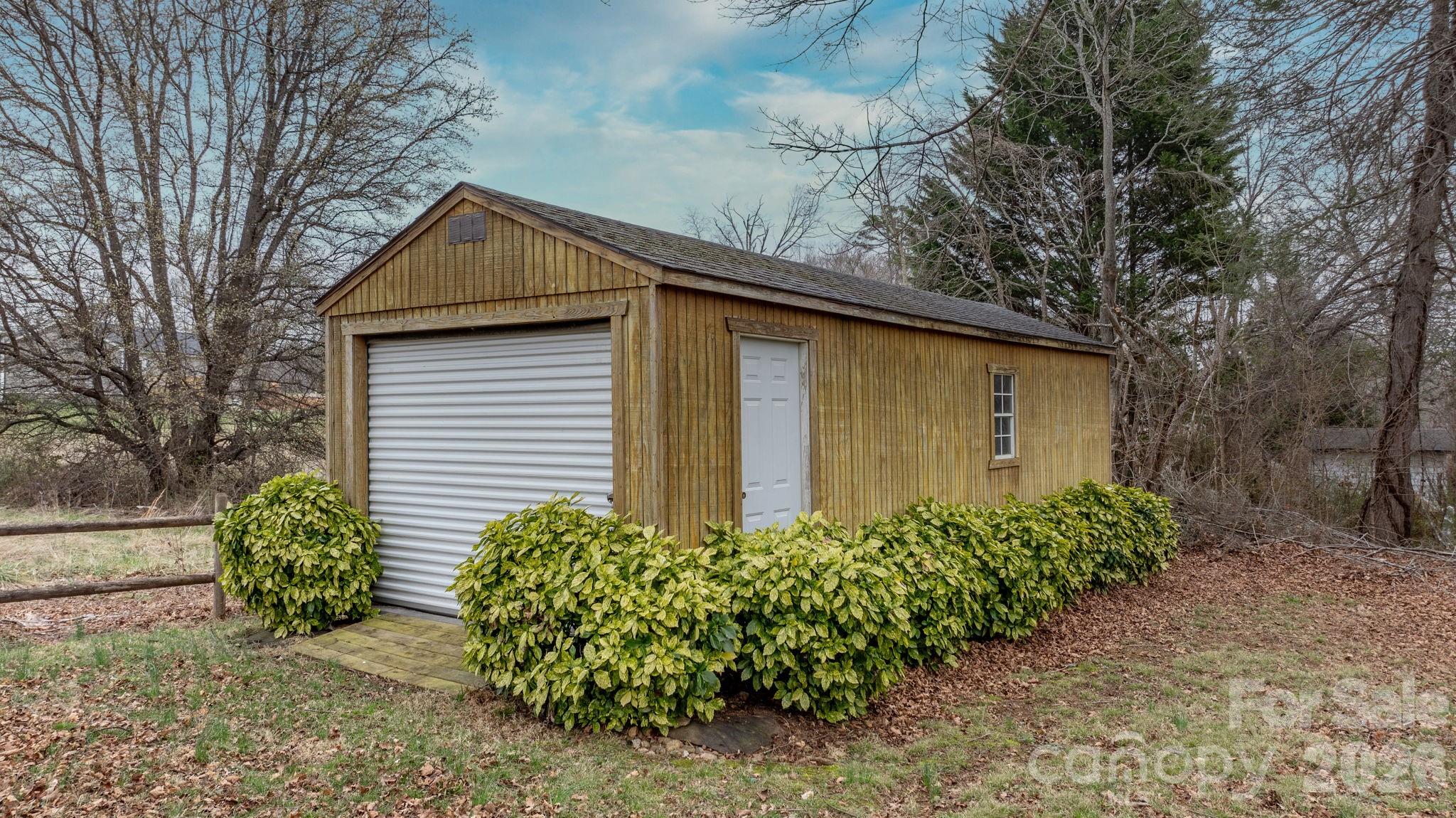 309 Sheldon Street Property Photo 27
